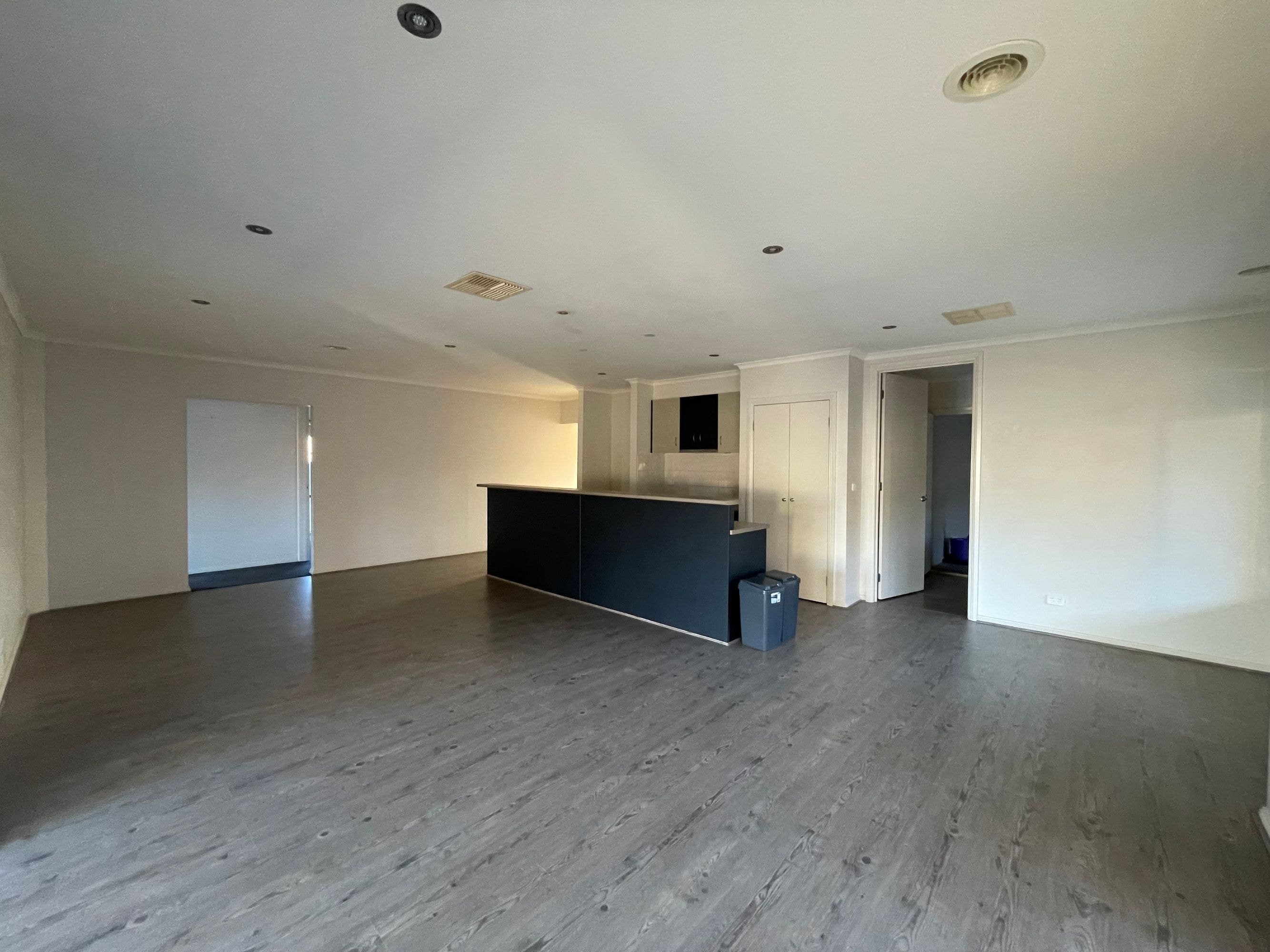 3 Deakin Court, Horsham VIC 3400, Horsham - Thumbnail 2