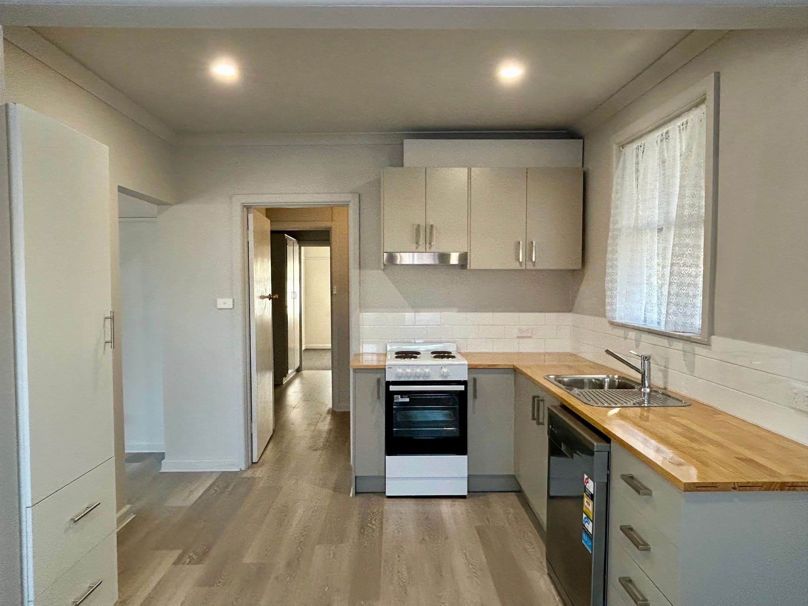 34 Albert Street, Horsham VIC 3400, Horsham - Thumbnail 4