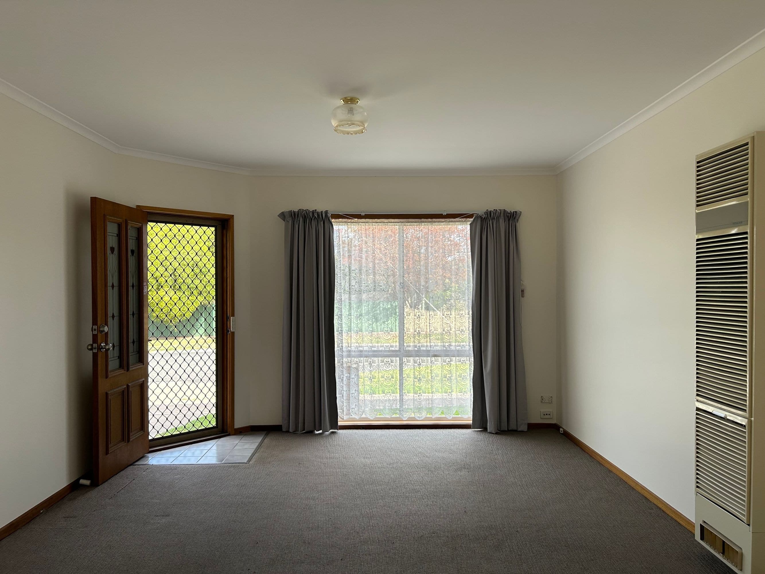 1/1 Bowen Street, Horsham, VIC 3400, Horsham - Thumbnail 2