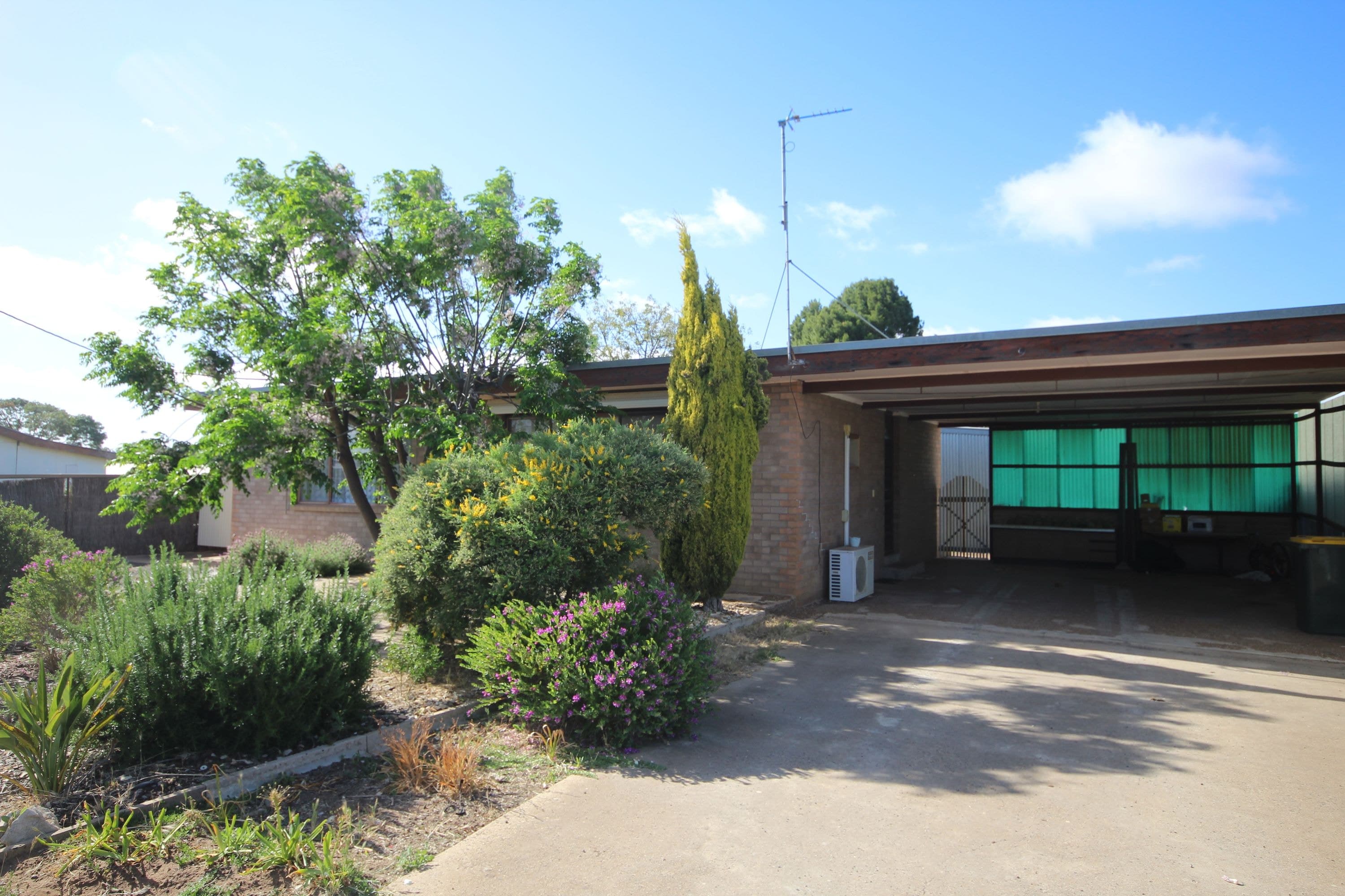 9 Fechler Avenue, Horsham VIC 3400, Horsham - Thumbnail 2