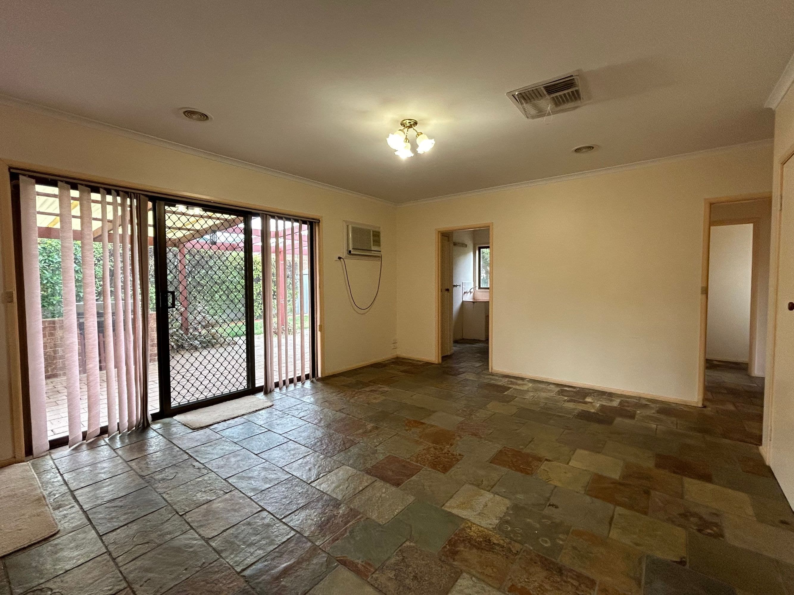 9 De Castella Drive, Horsham VIC 3400, Horsham - Thumbnail 6