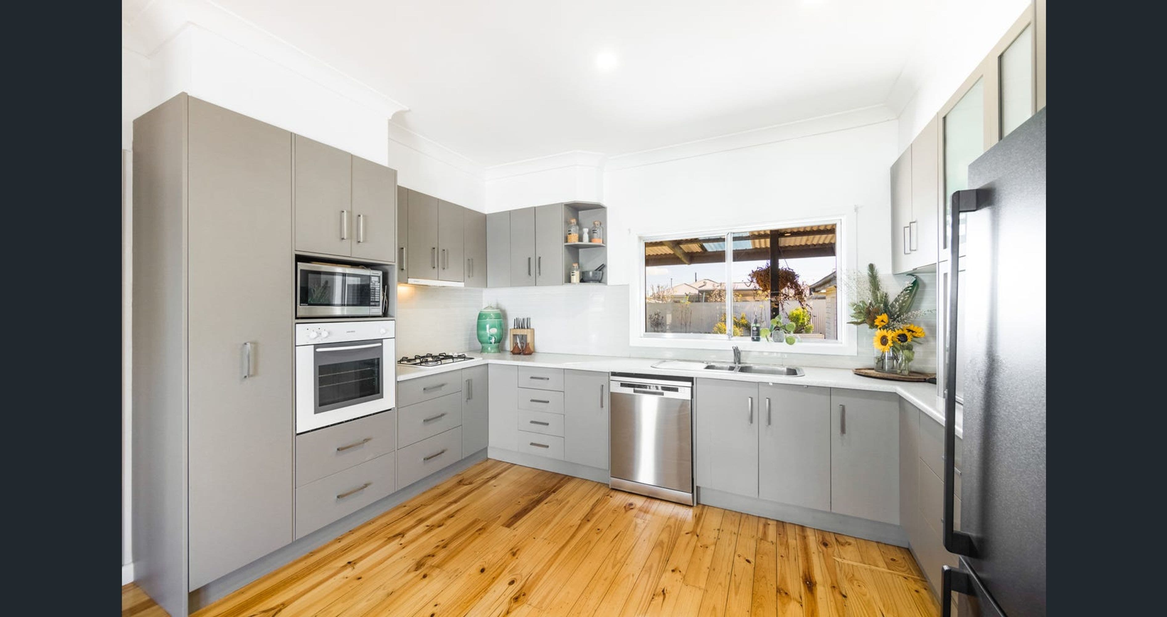 12 Jackson Street, Horsham VIC 3400, Horsham - Thumbnail 2