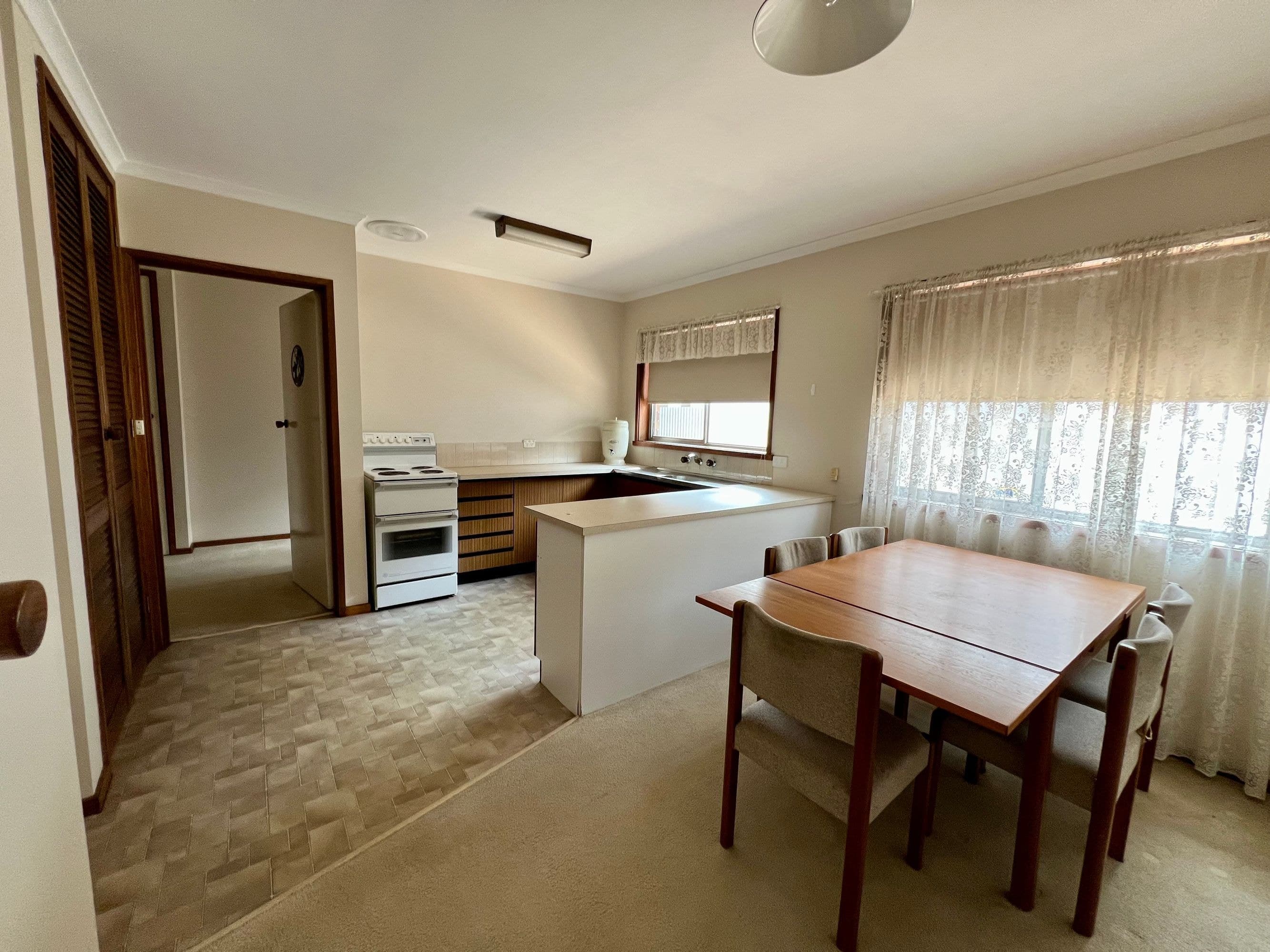 4/2 McLachlan Street, Horsham VIC 3400, Horsham - Thumbnail 3