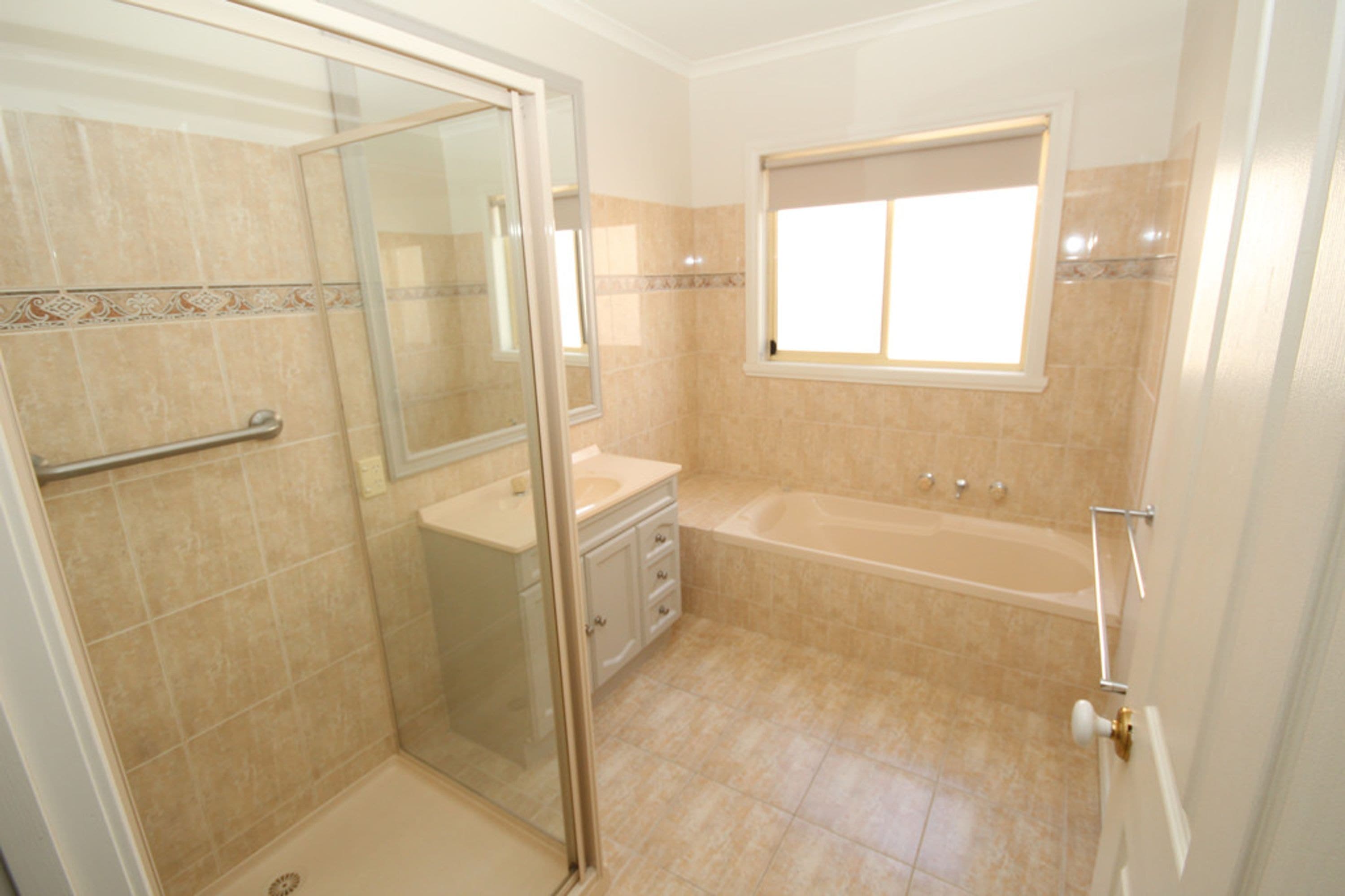 12 Magee Court, Horsham VIC 3400, Horsham - Thumbnail 4