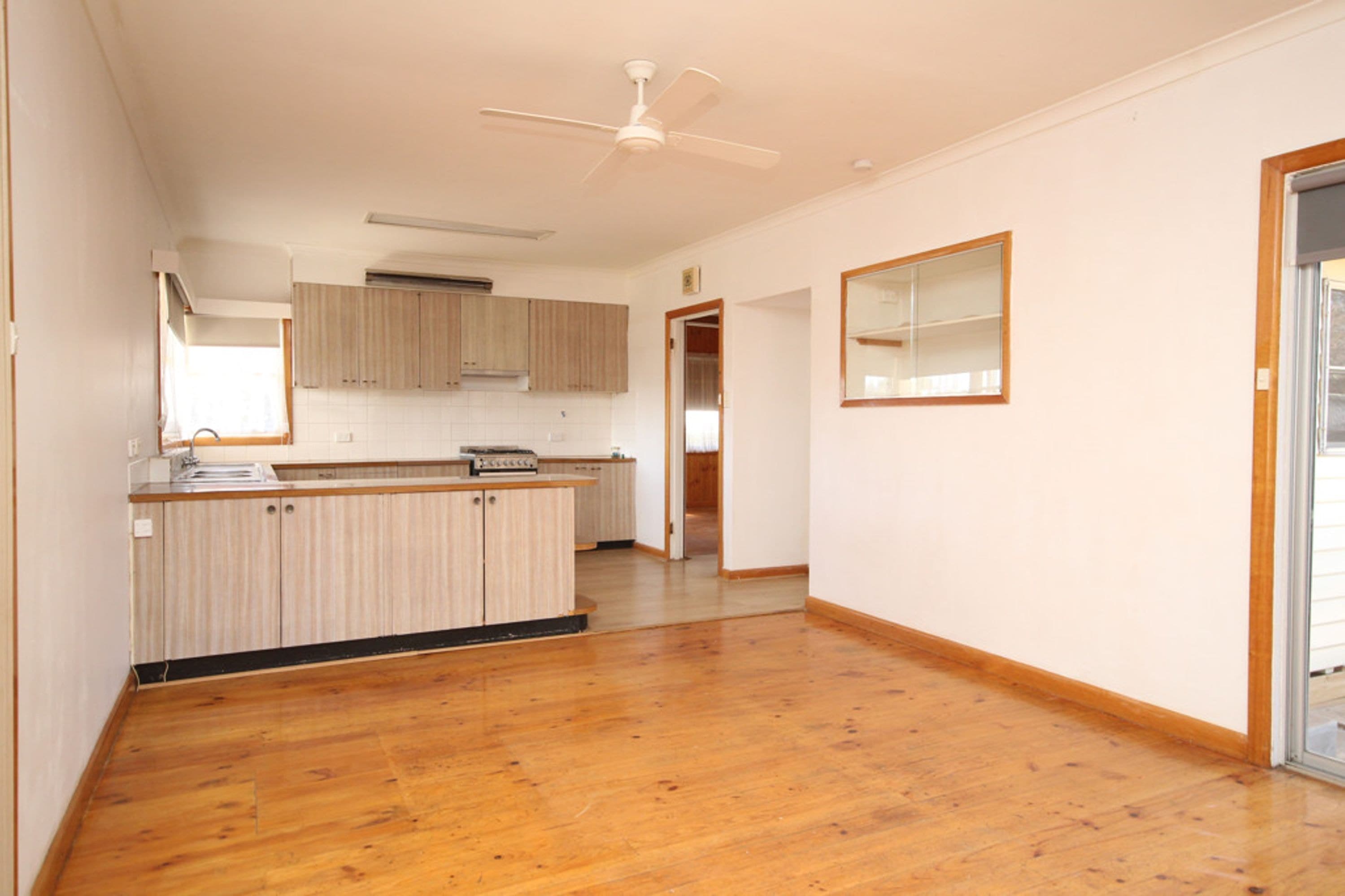 22 Gillespie Street, Horsham VIC 3400, Horsham - Thumbnail 2