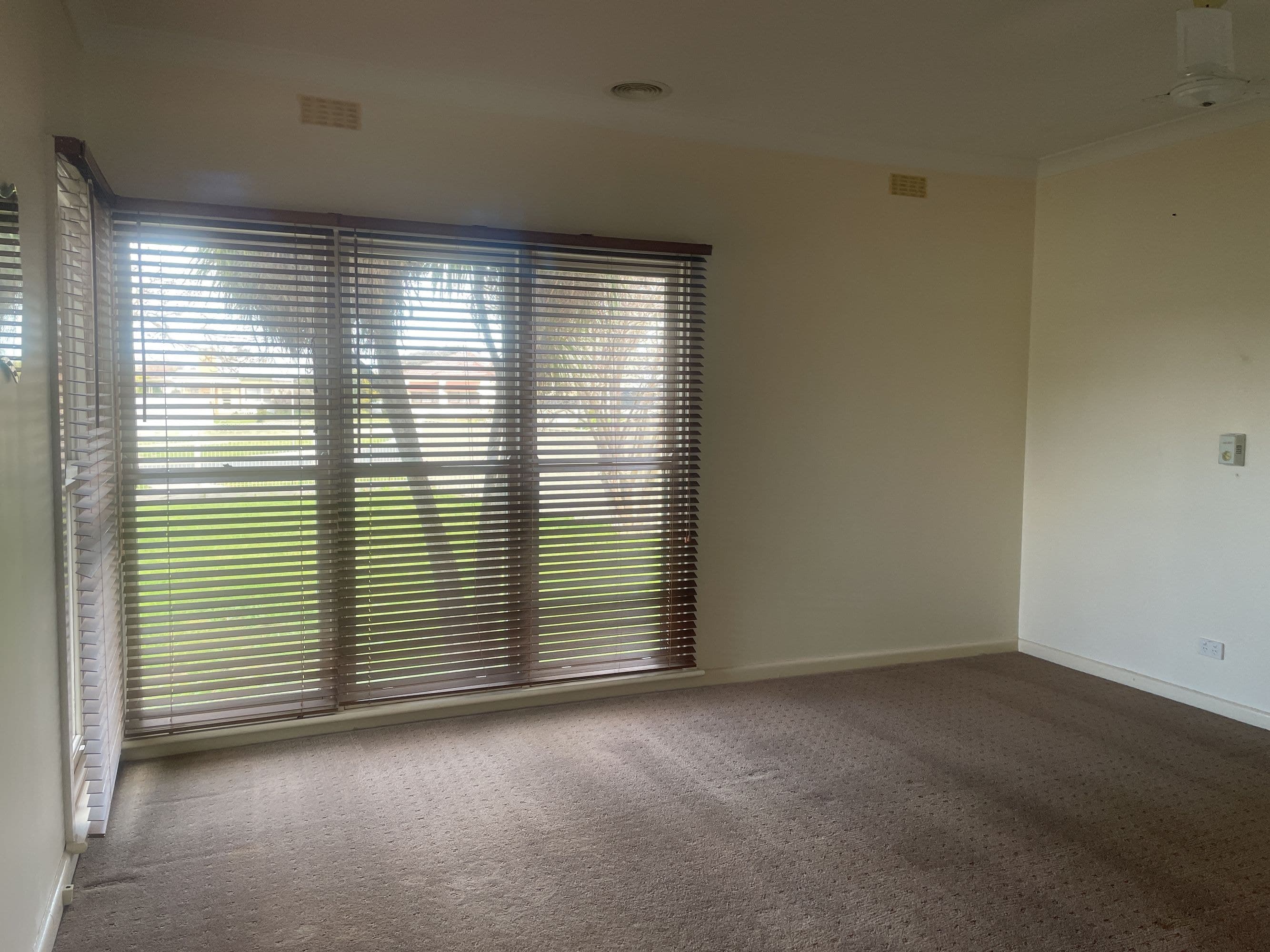 30 Tucker Street, Horsham VIC 3400, Horsham - Thumbnail 5