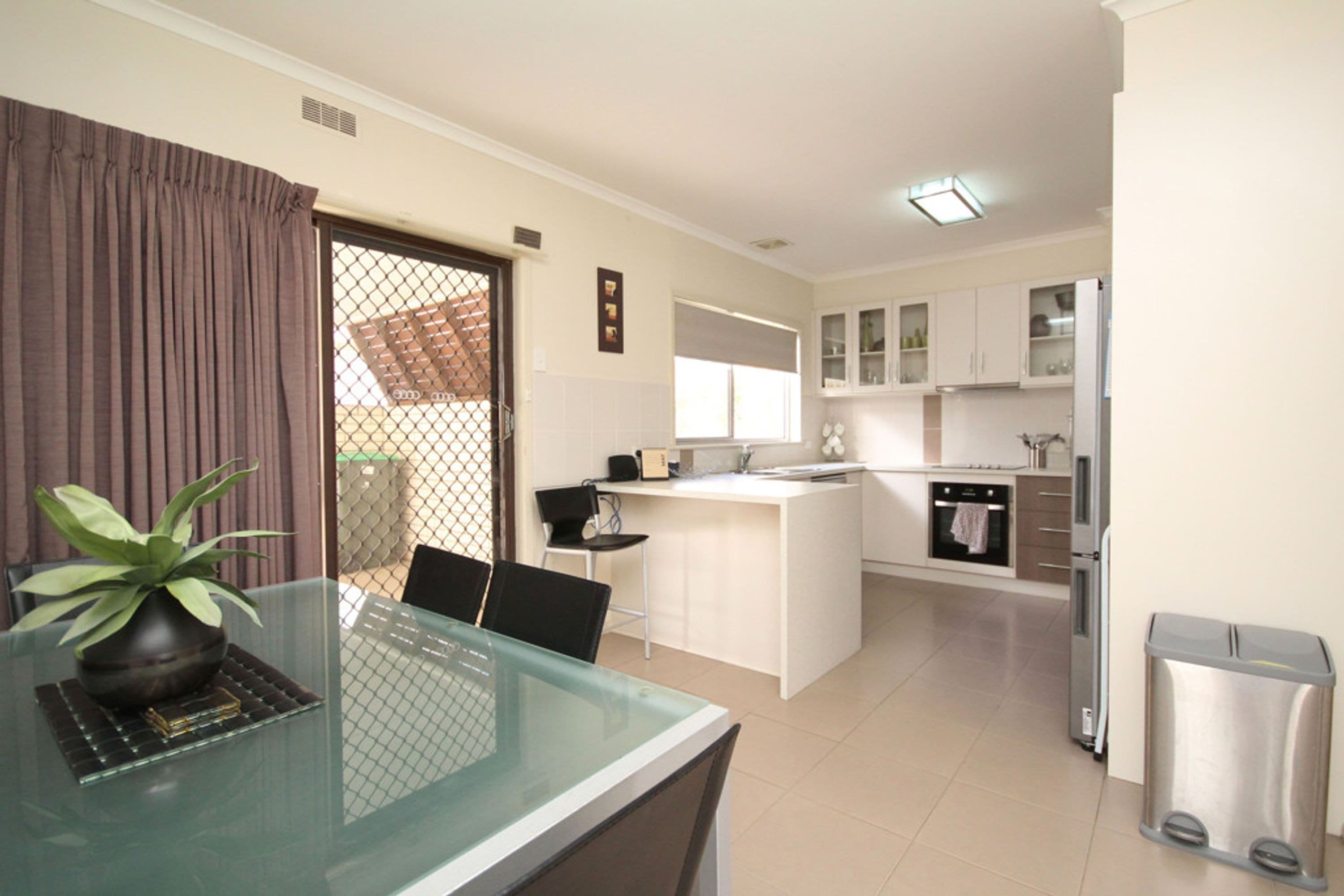 3 Carr Street, Horsham VIC 3400, Horsham - Thumbnail 3