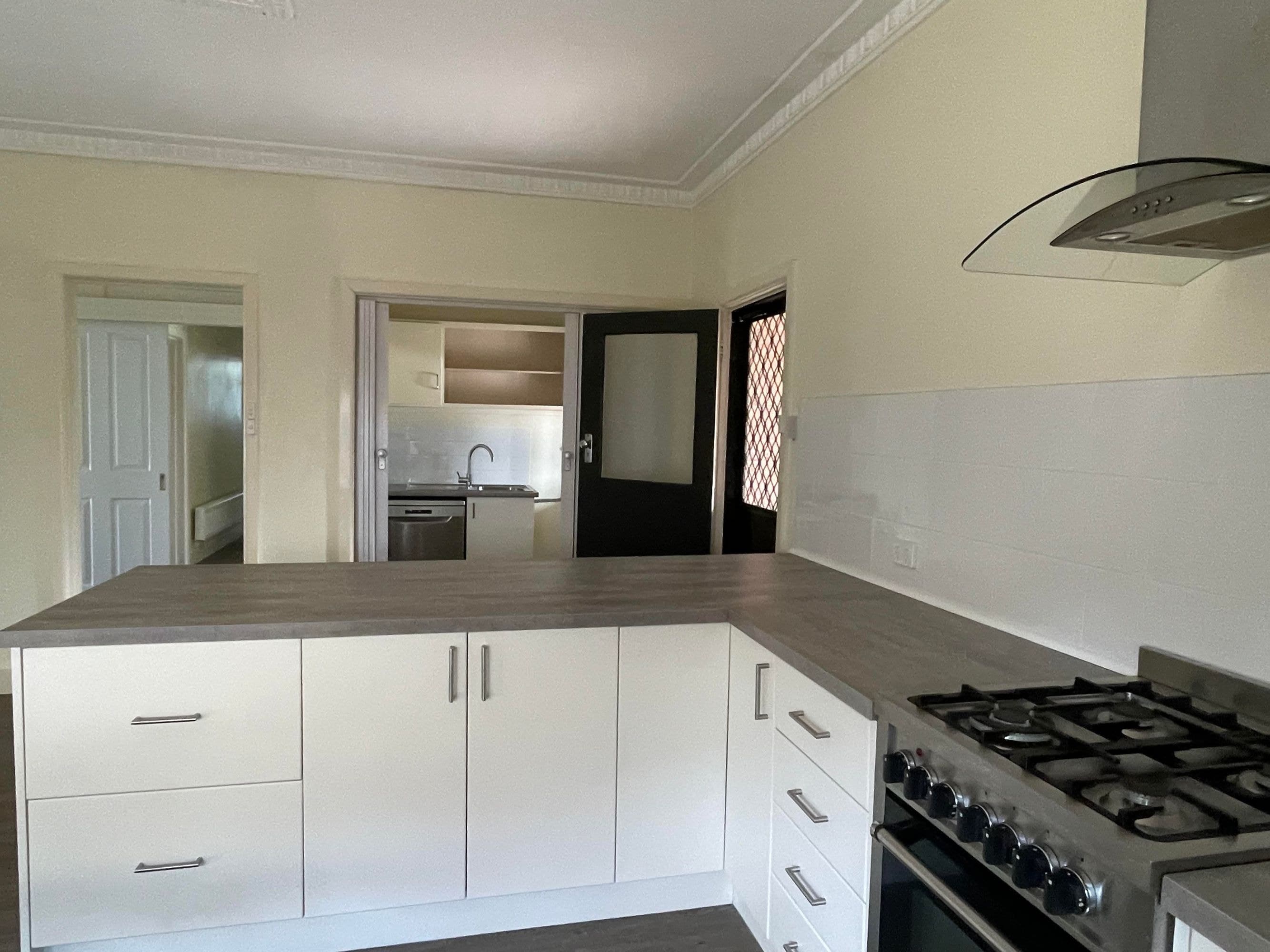 19 Young Street, Horsham VIC 3400, Horsham - Thumbnail 4