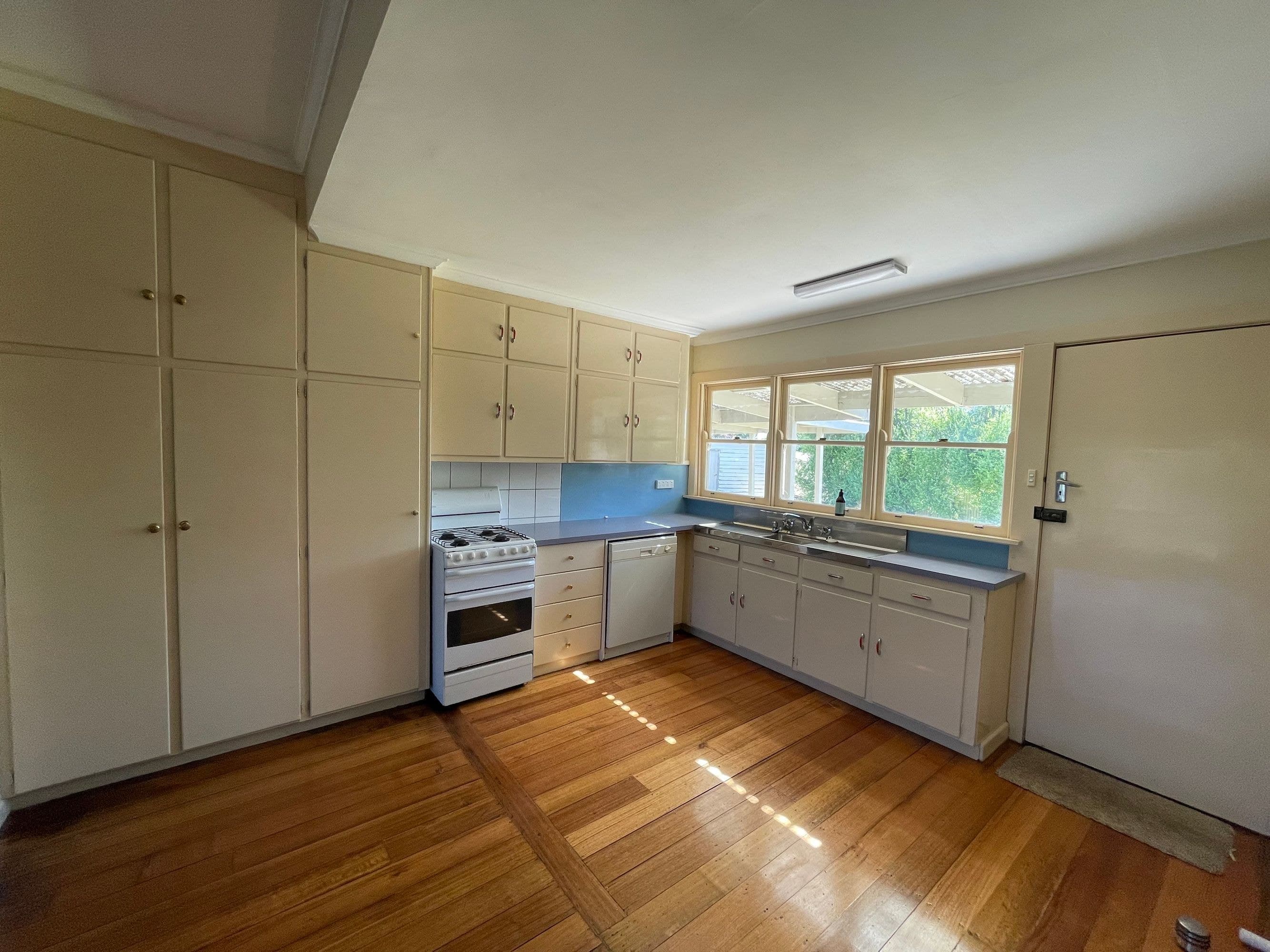 8A Sunnyside Avenue, Horsham VIC 3400, Horsham - Thumbnail 7