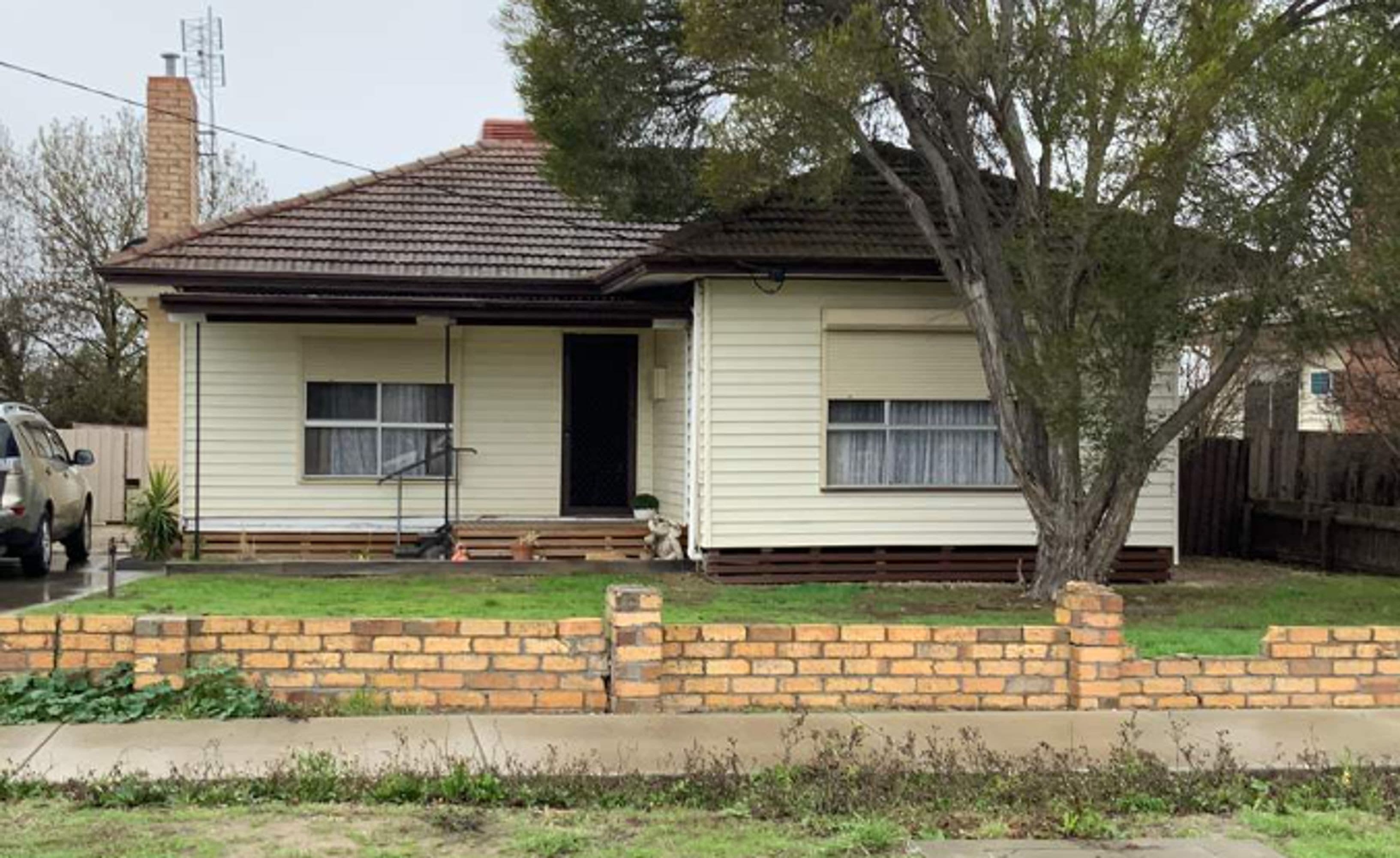 16 Philip Street, Horsham VIC 3400, Horsham - Image 1