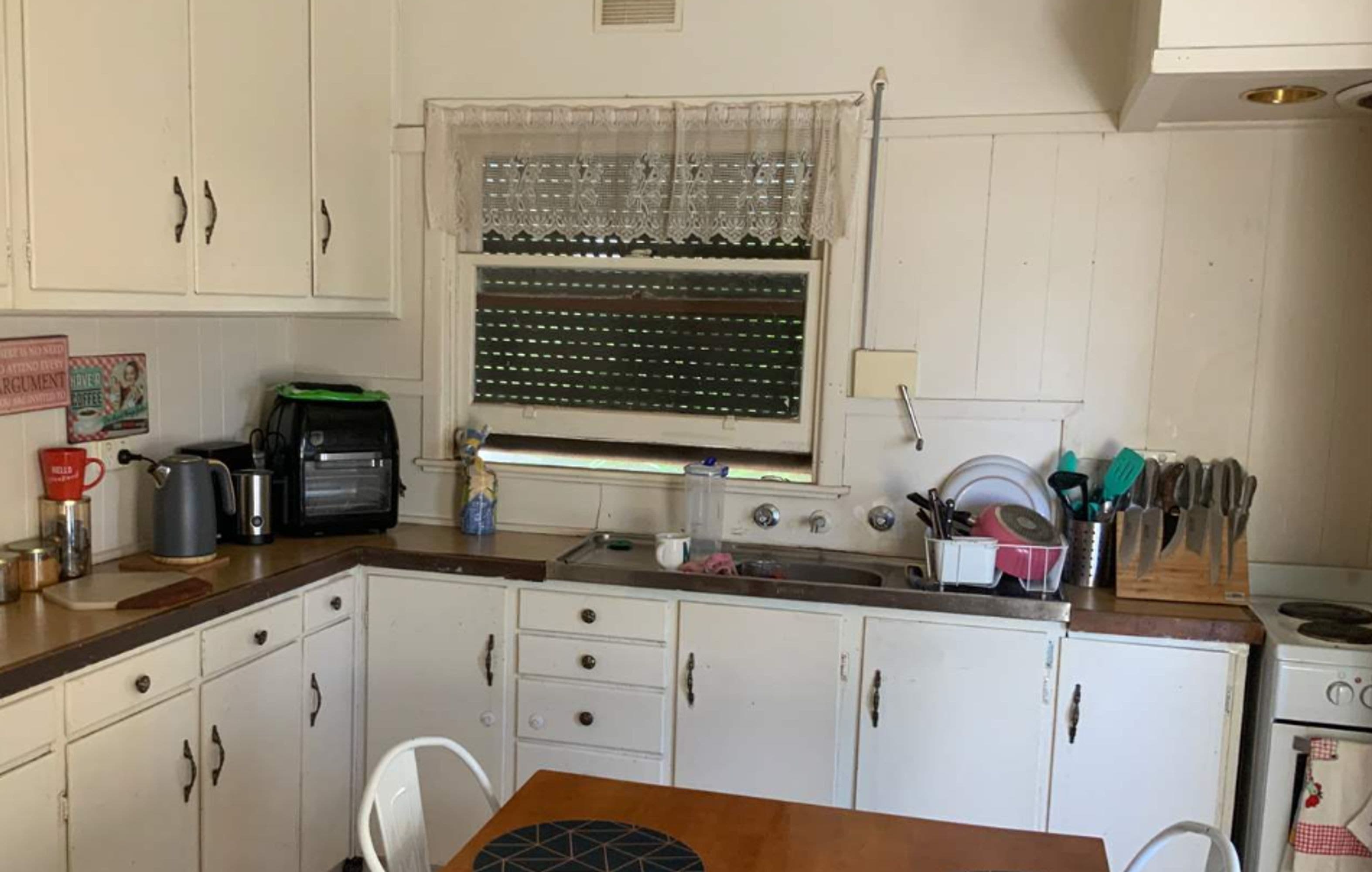 16 Philip Street, Horsham VIC 3400, Horsham - Thumbnail 2