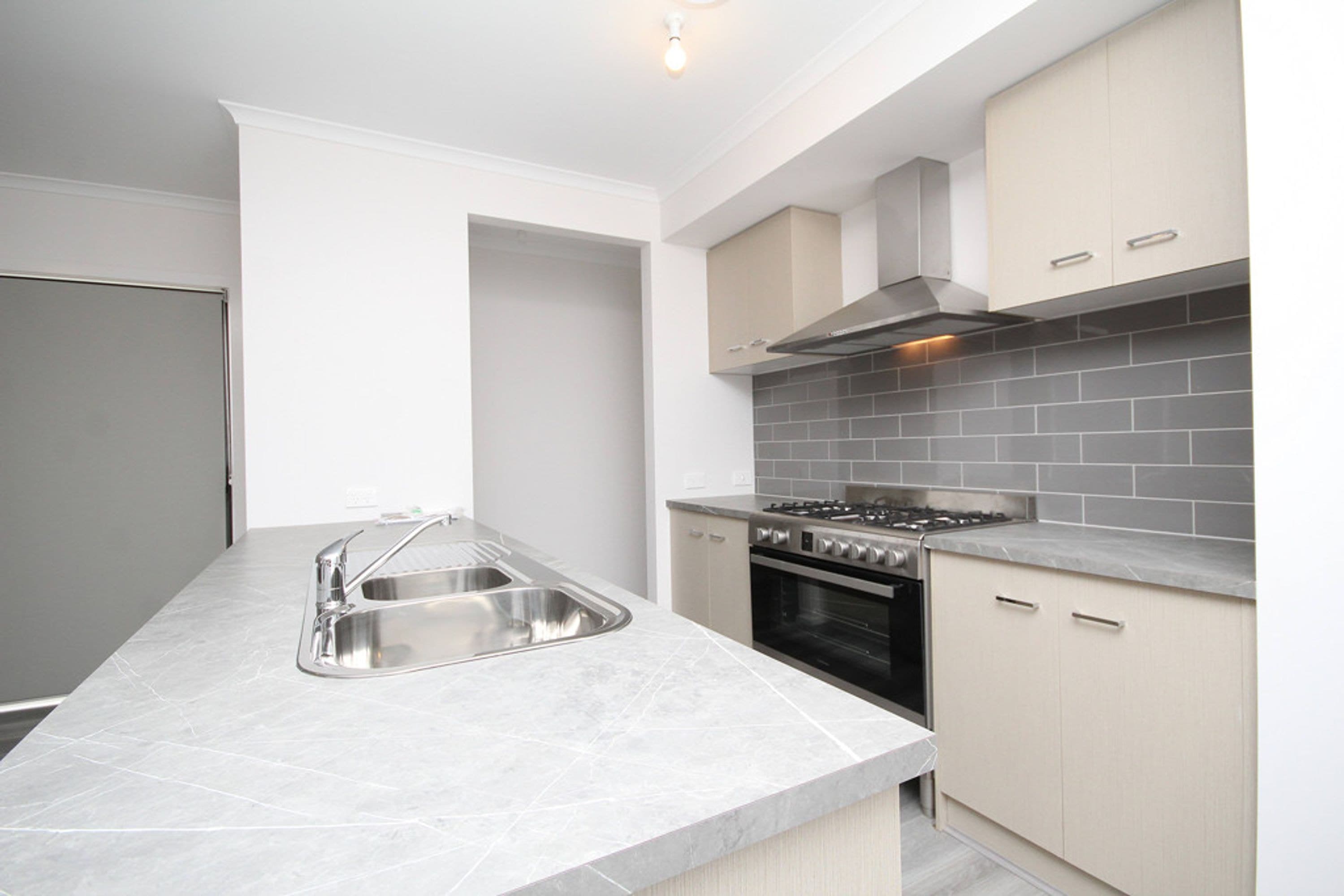 1 Hogan Court, Horsham VIC 3400, Horsham - Thumbnail 2
