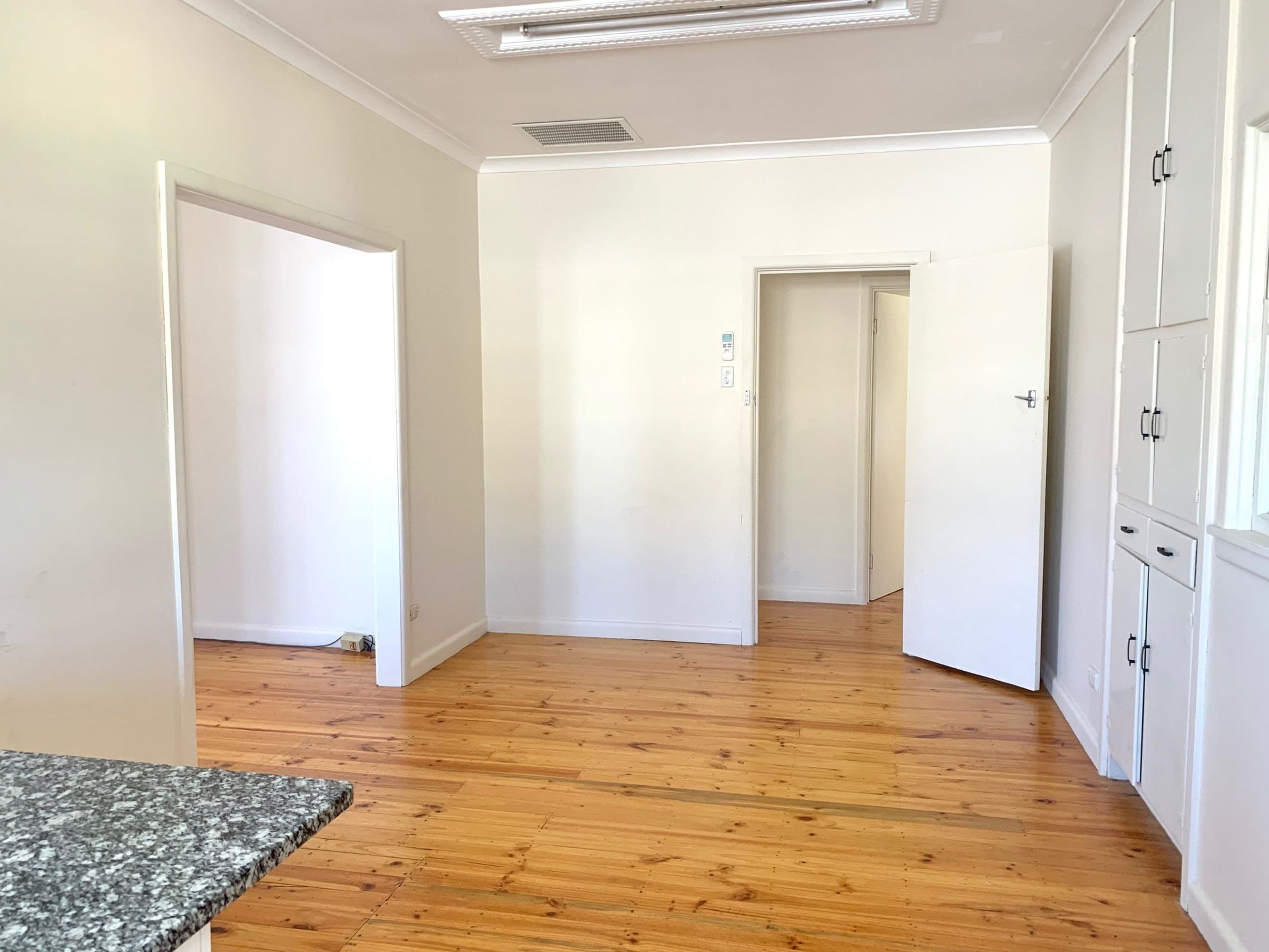 6 Ivy Street, Horsham VIC 3400, Horsham - Thumbnail 3