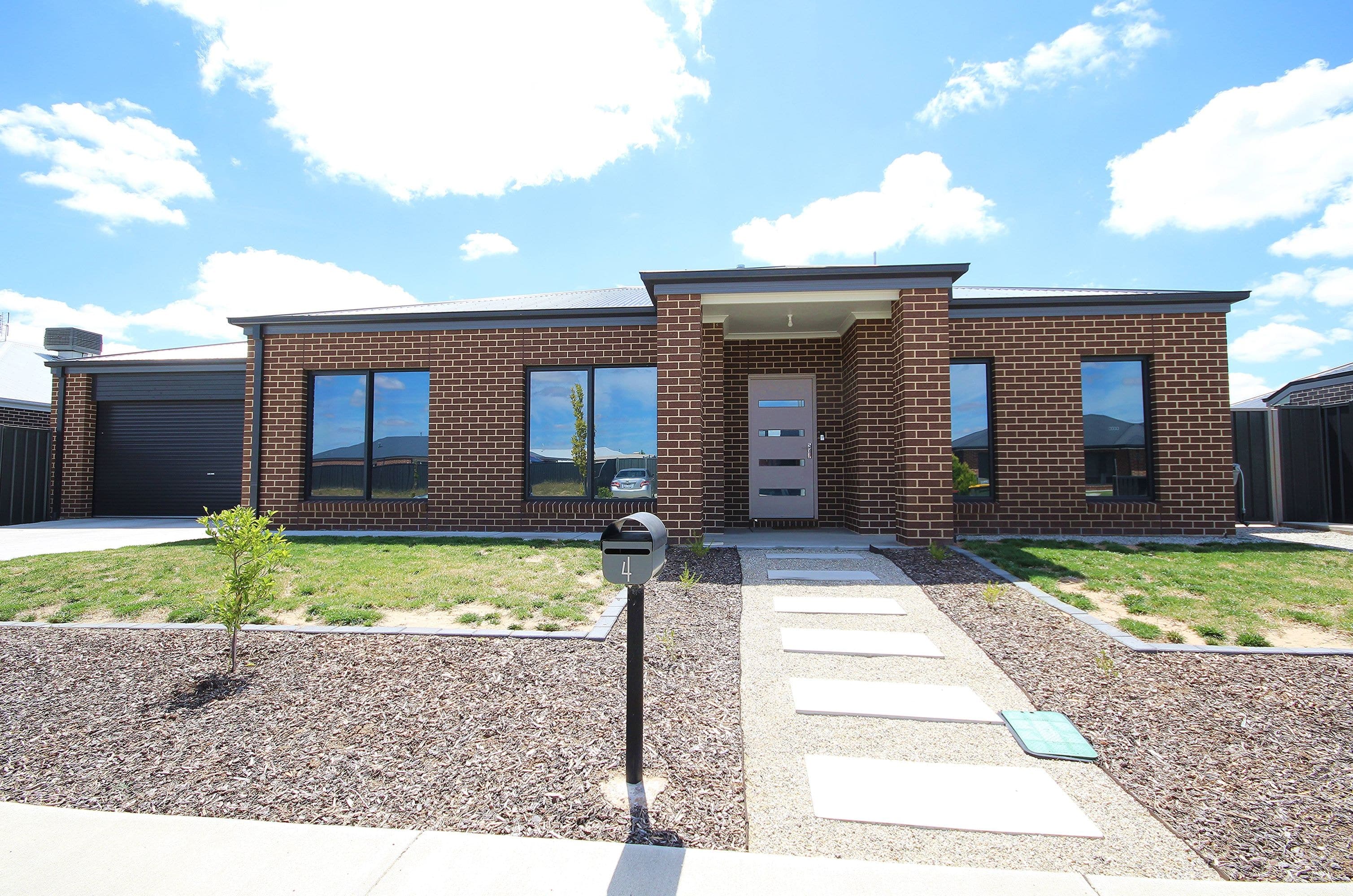 4 Luker Street, Horsham VIC 3400, Horsham - Image 1