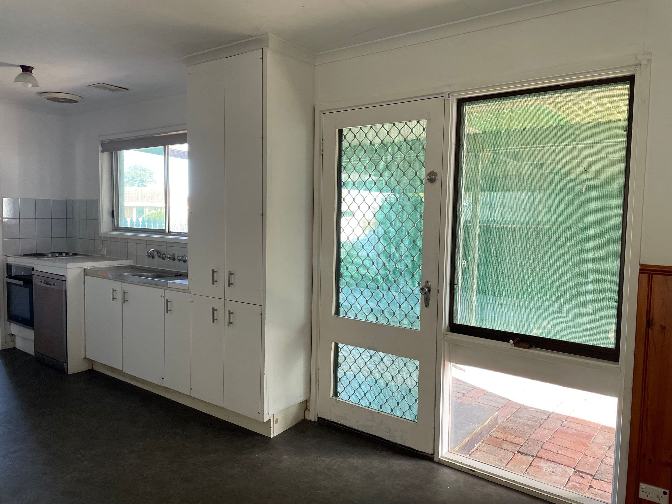 9 McMillan Court, Horsham VIC 3400, Horsham - Thumbnail 2