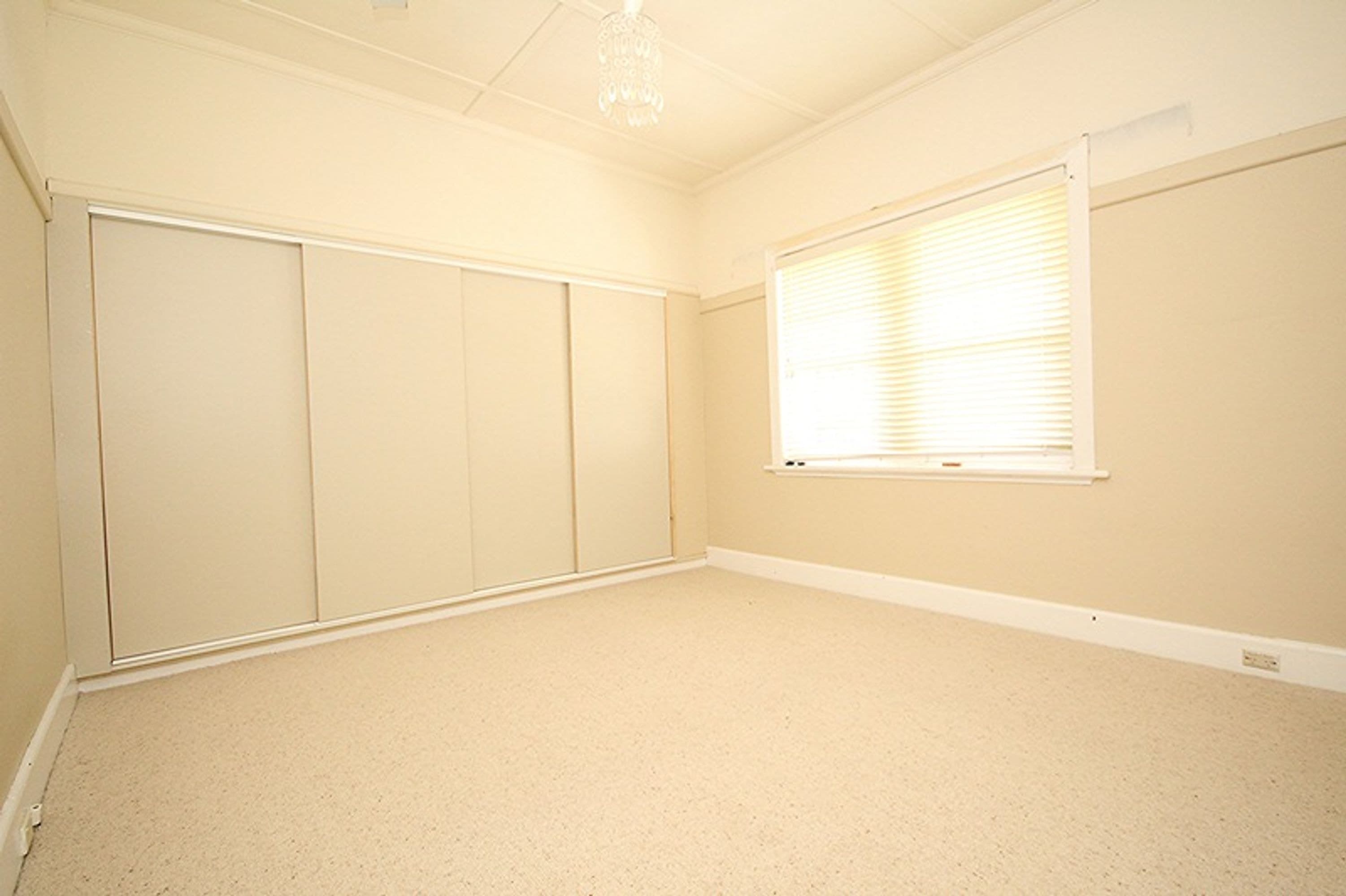 11 Natimuk Road, Horsham VIC 3400, Horsham - Thumbnail 5