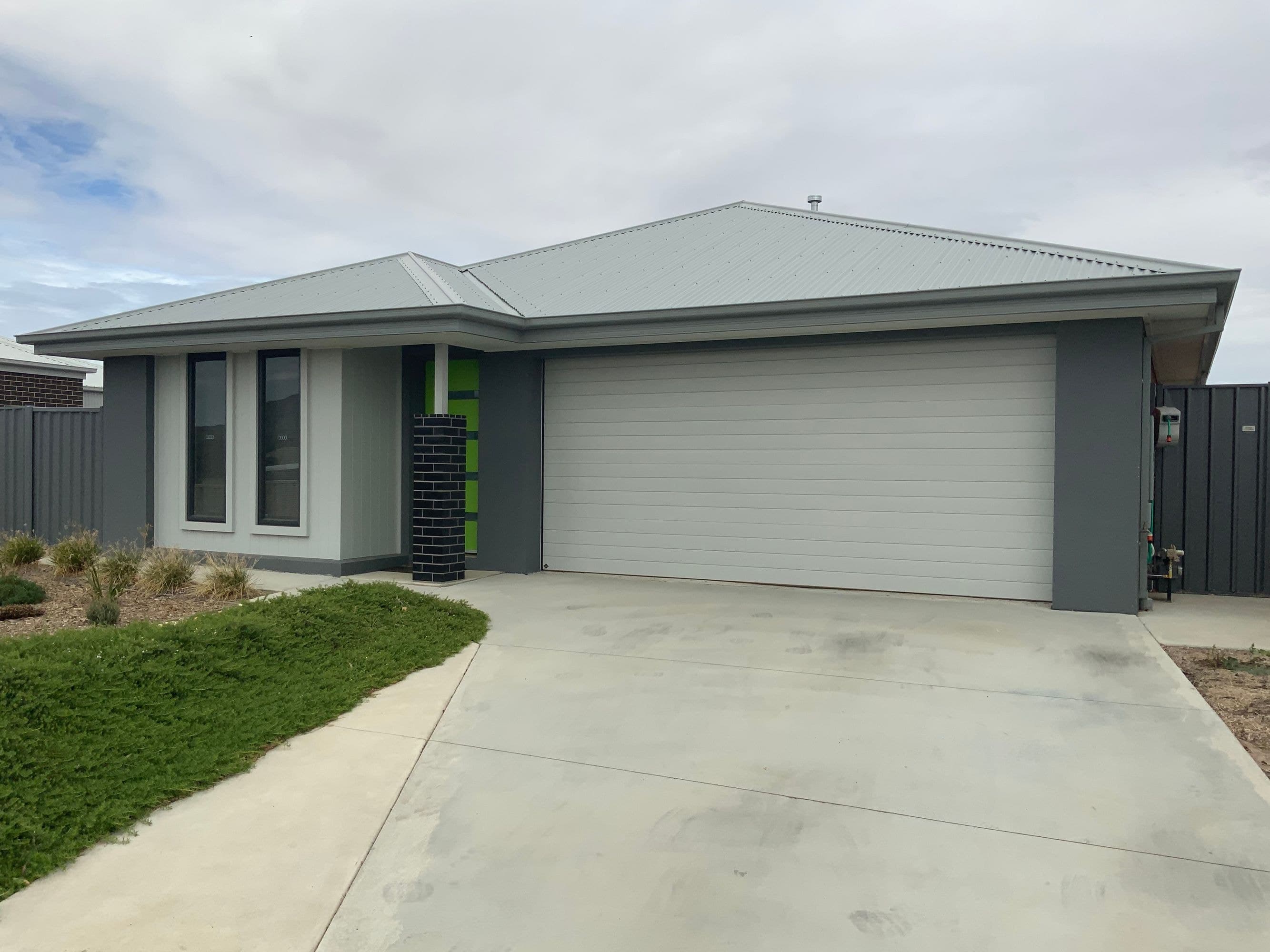 31 Hickson Street, Horsham VIC 3400, Horsham - Thumbnail 2