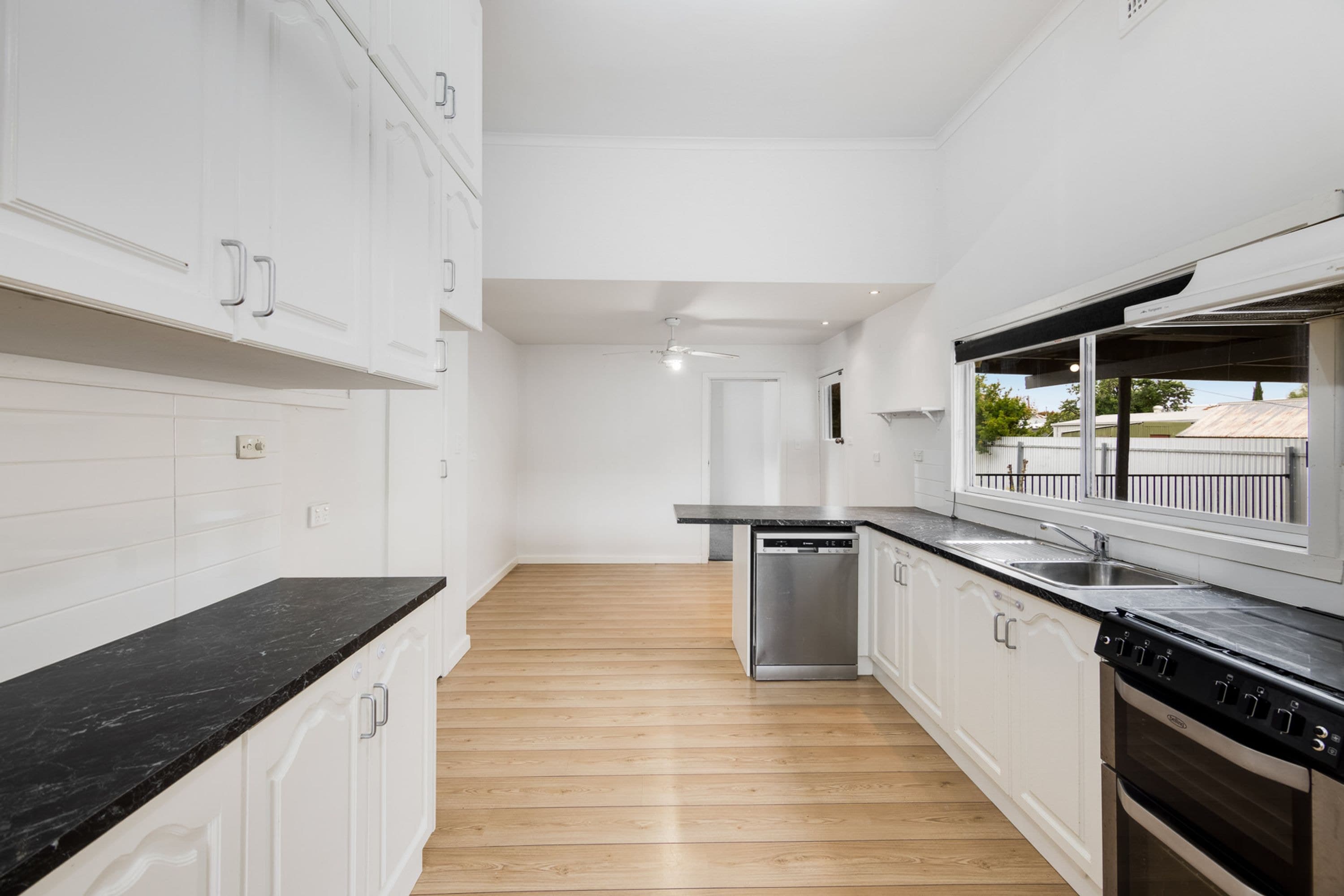 36 Wawunna Road, Horsham VIC 3400, Horsham - Thumbnail 2