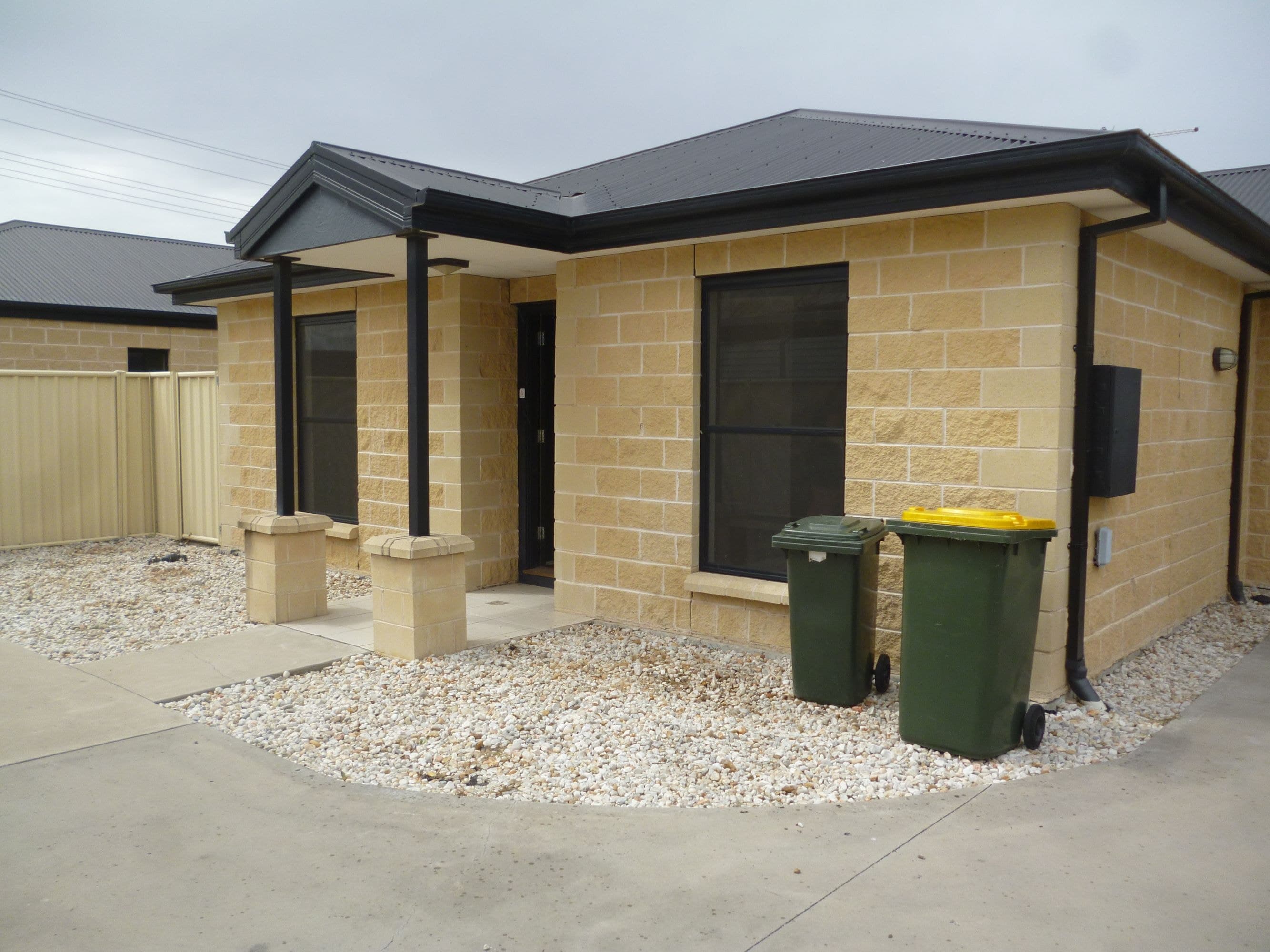 2/24 Citrus Avenue, Horsham VIC 3400, Horsham - Image 1