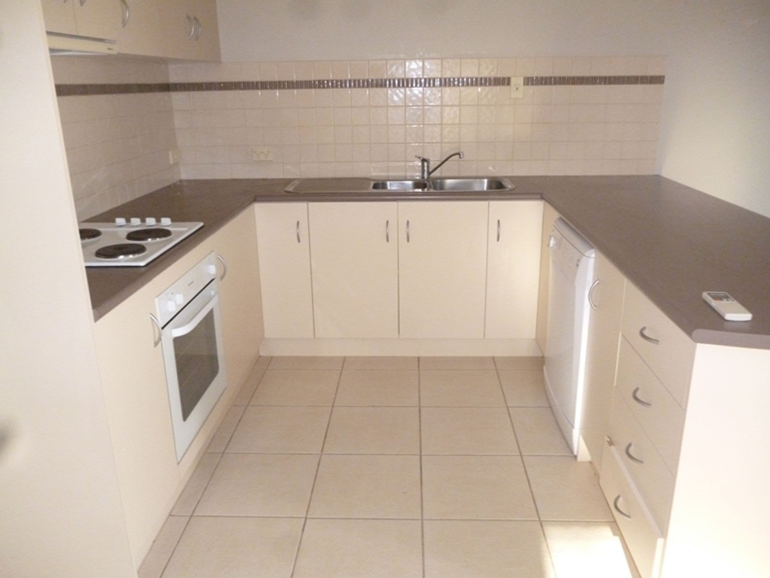 2/24 Citrus Avenue, Horsham VIC 3400, Horsham - Thumbnail 2