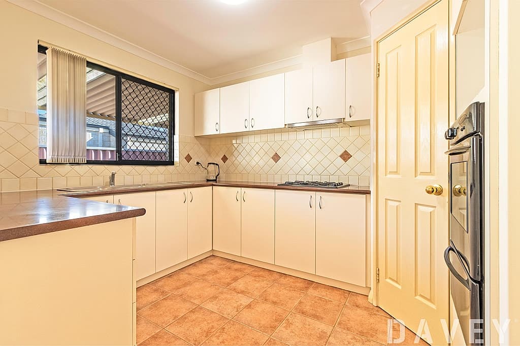 10B Minilya Street, Innaloo WA, Innaloo - Thumbnail 7