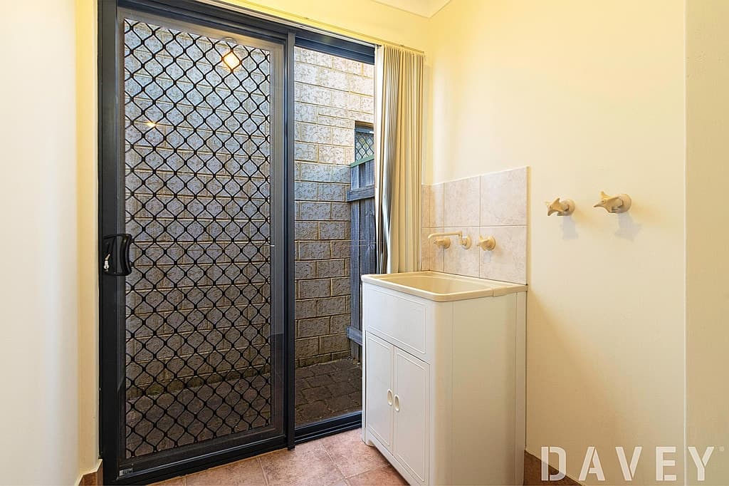 10B Minilya Street, Innaloo WA, Innaloo - Thumbnail 8