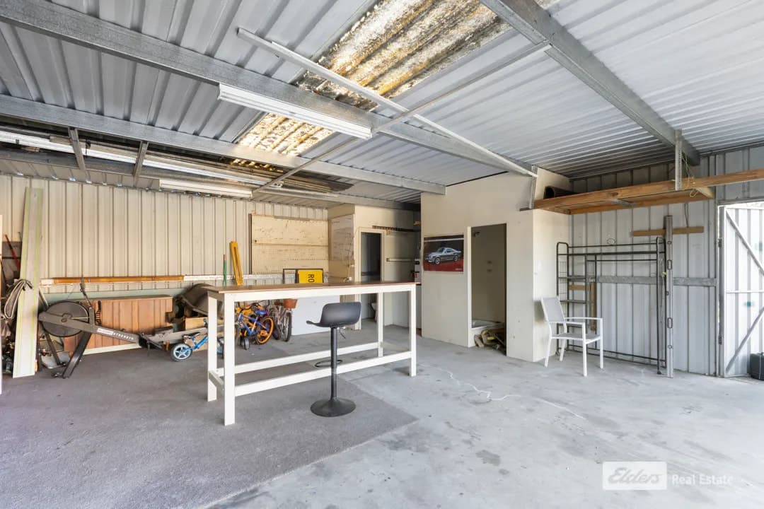 11 Harbour View Parade, Warrenup, WA, 6330, Warrenup - Thumbnail 3