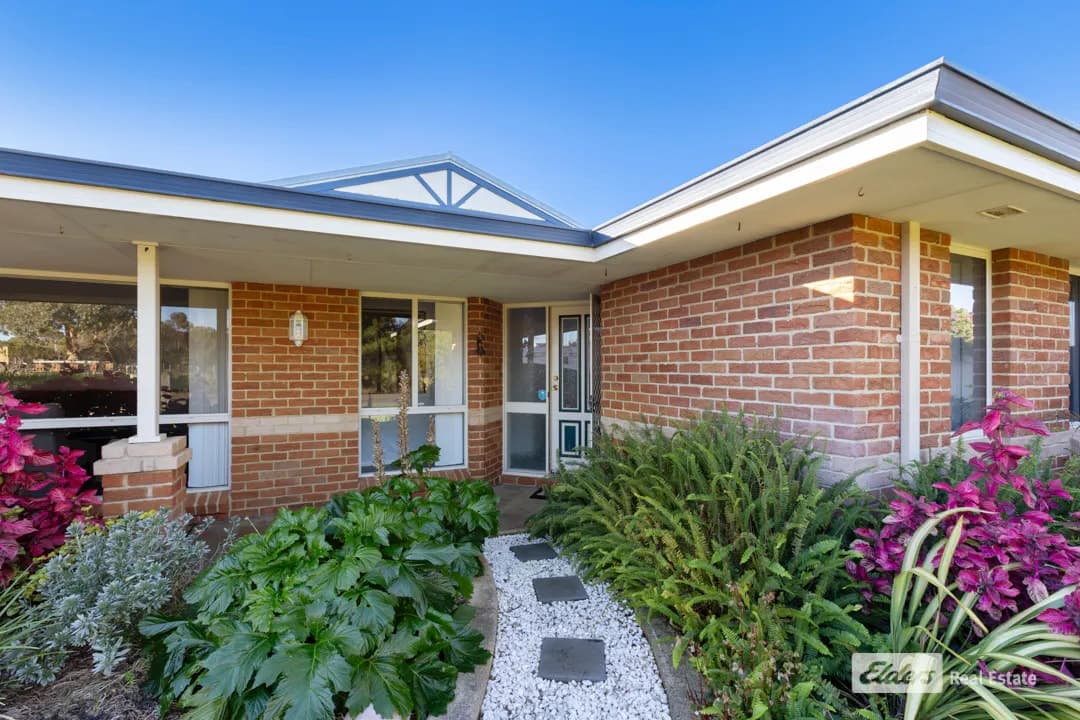 11 Harbour View Parade, Warrenup, WA, 6330, Warrenup - Thumbnail 5