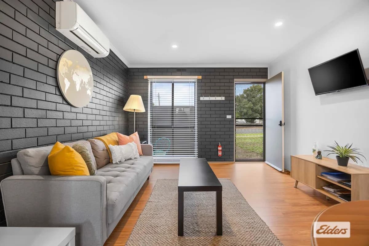 5 Anne Street, Stawell, VIC, 3380, Stawell - Thumbnail 2