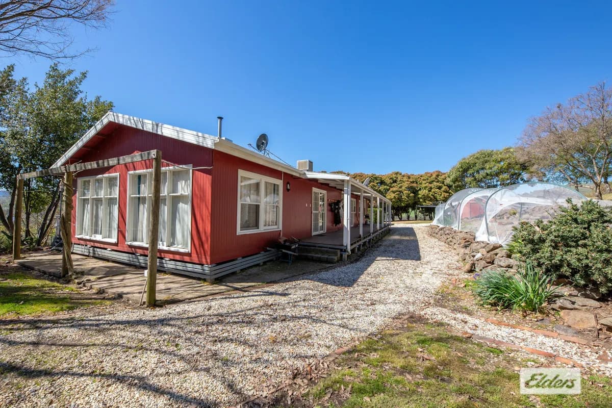 380 Omeo Highway, Tallangatta, VIC, 3700, Tallangatta - Thumbnail 4