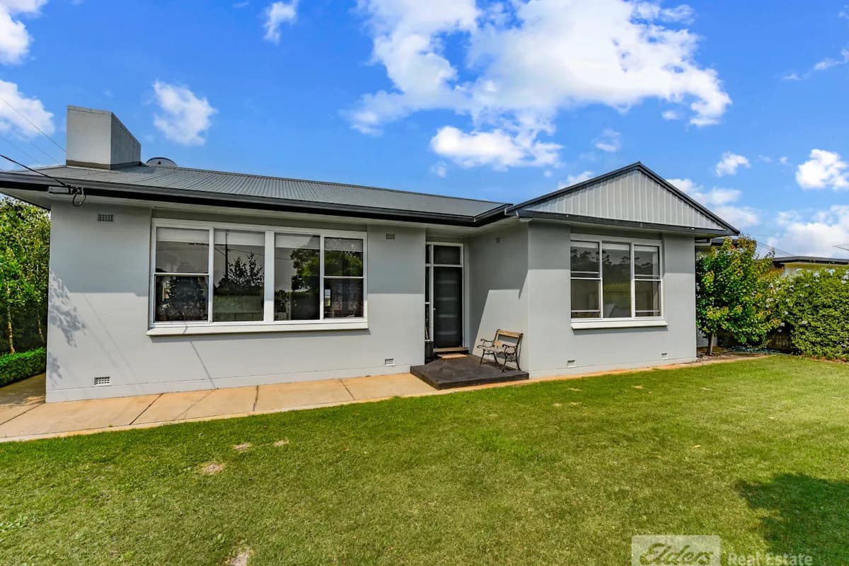 1 Rendelsham Road, Millicent, SA, 5280, Millicent - Image 1