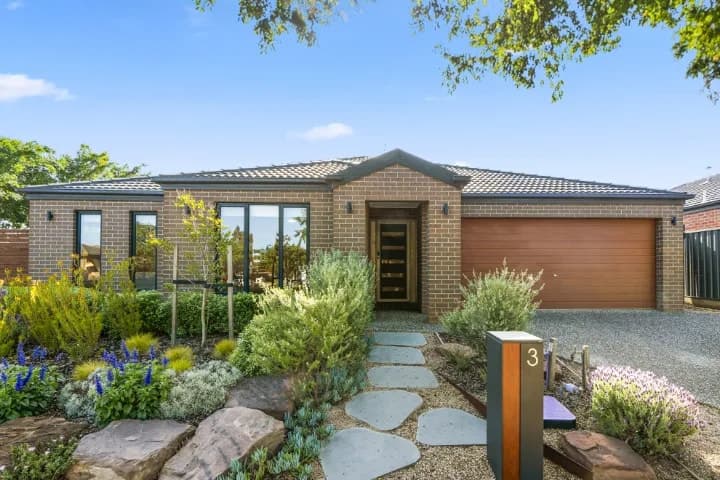 3 Firecrest Road, Manor Lakes - Image 1