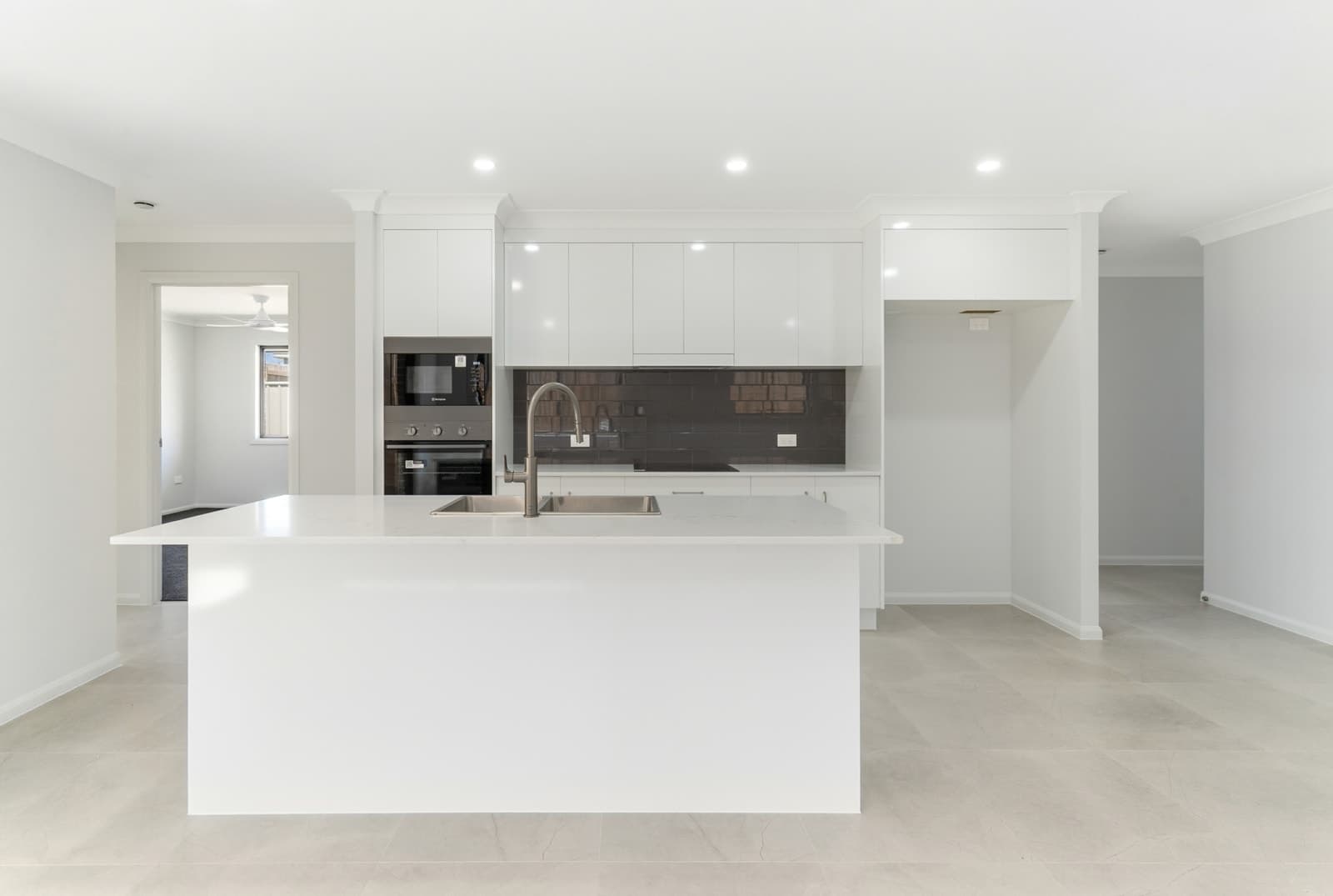 36 Keppel Avenue, NORMAN GARDENS, Norman Gardens - Thumbnail 3