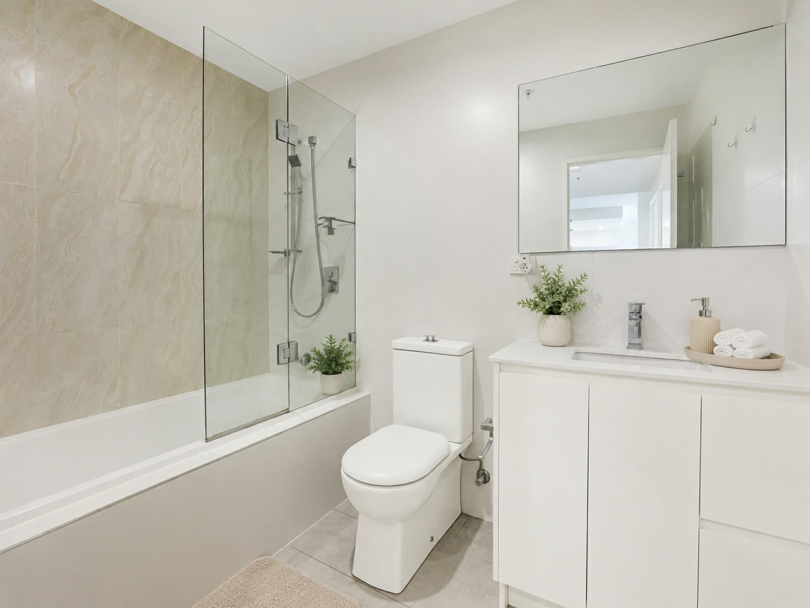 602/51 Crown St, WOLLONGONG, Wollongong - Thumbnail 4