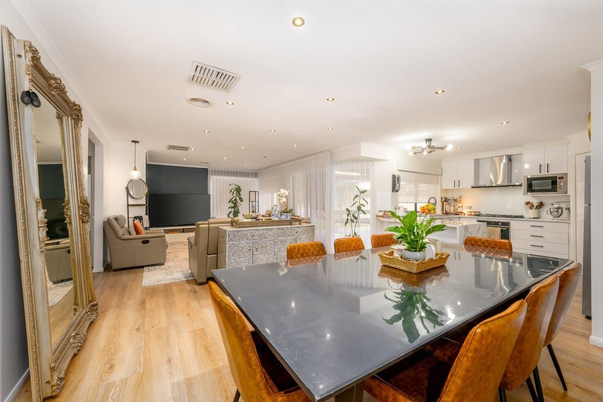11 Sali Drive, Shepparton, Shepparton - Thumbnail 2