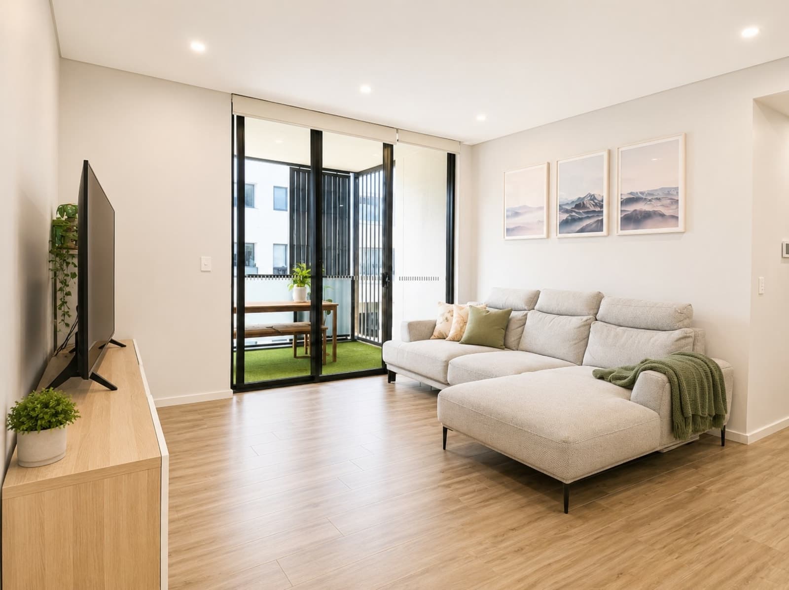 14/121 Bowden Street, MEADOWBANK, Meadowbank - Thumbnail 2