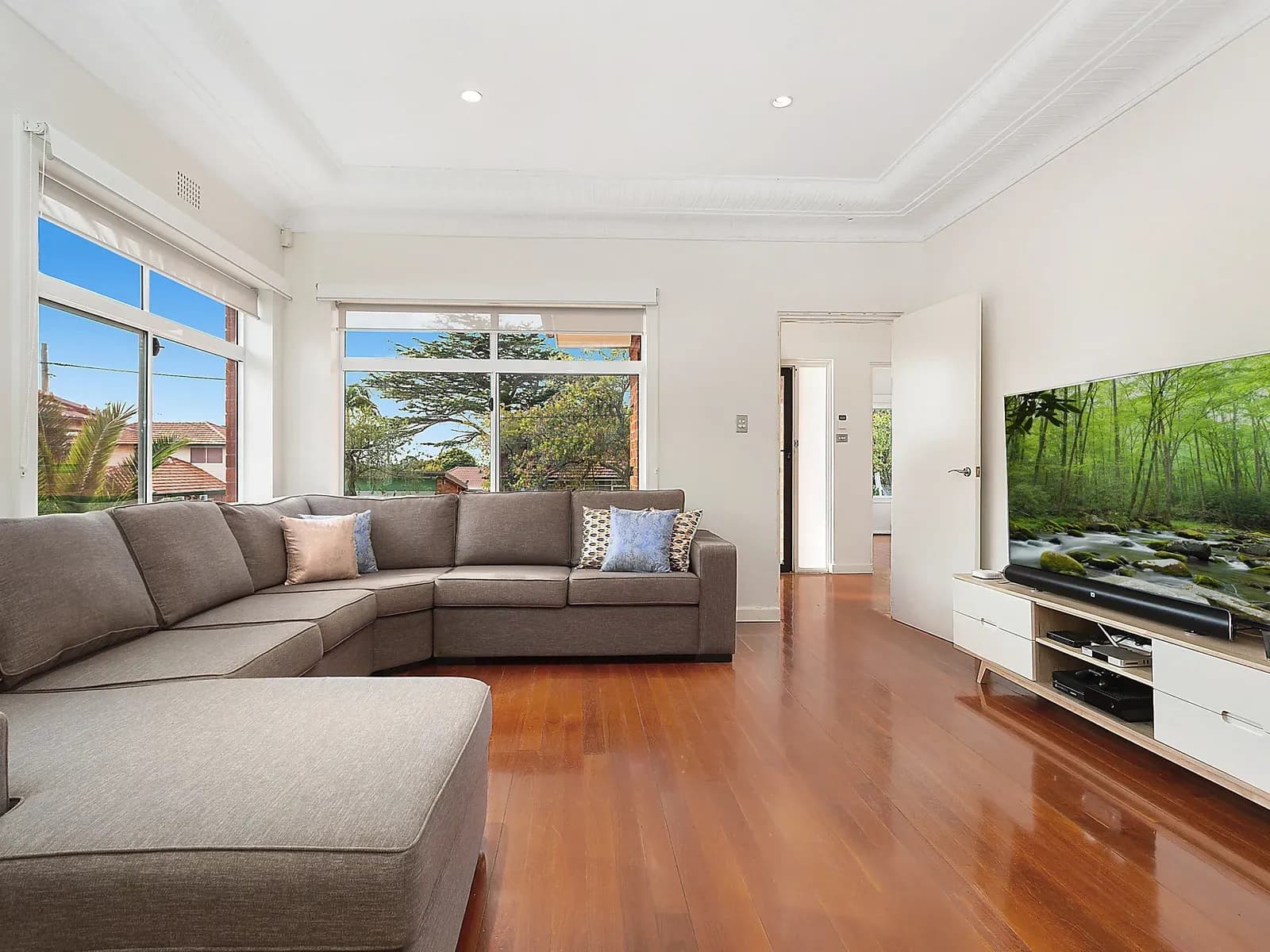 5 Traynor Avenue, Kogarah NSW 2217, Kogarah - Thumbnail 2