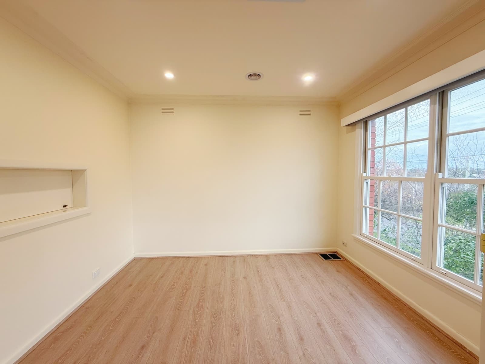 14 Boyd Street, DONCASTER, Doncaster - Thumbnail 4
