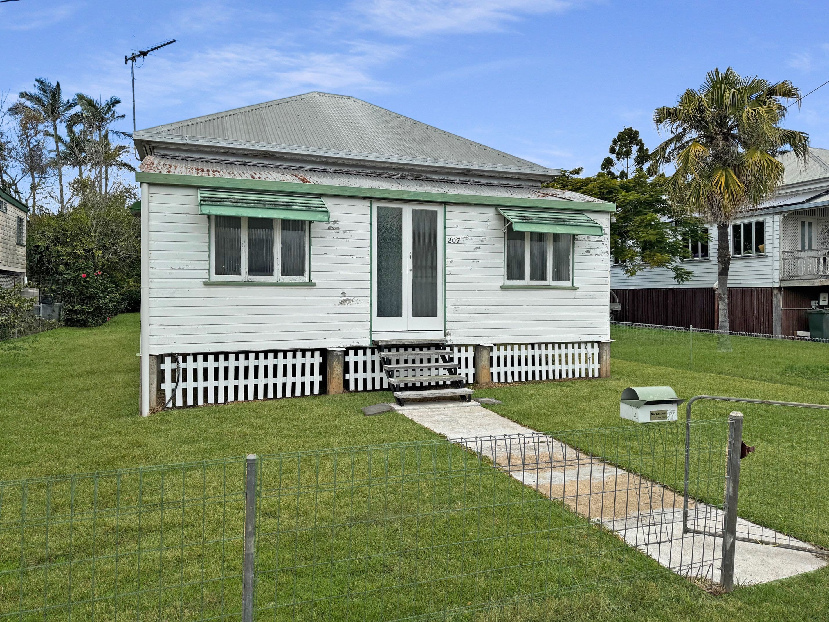 207 Ferry Street, Maryborough QLD 4650, Maryborough - Image 1