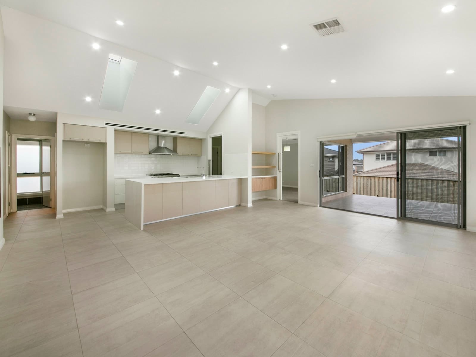 28 Highbury Road, NORTH KELLYVILLE, North Kellyville - Thumbnail 4