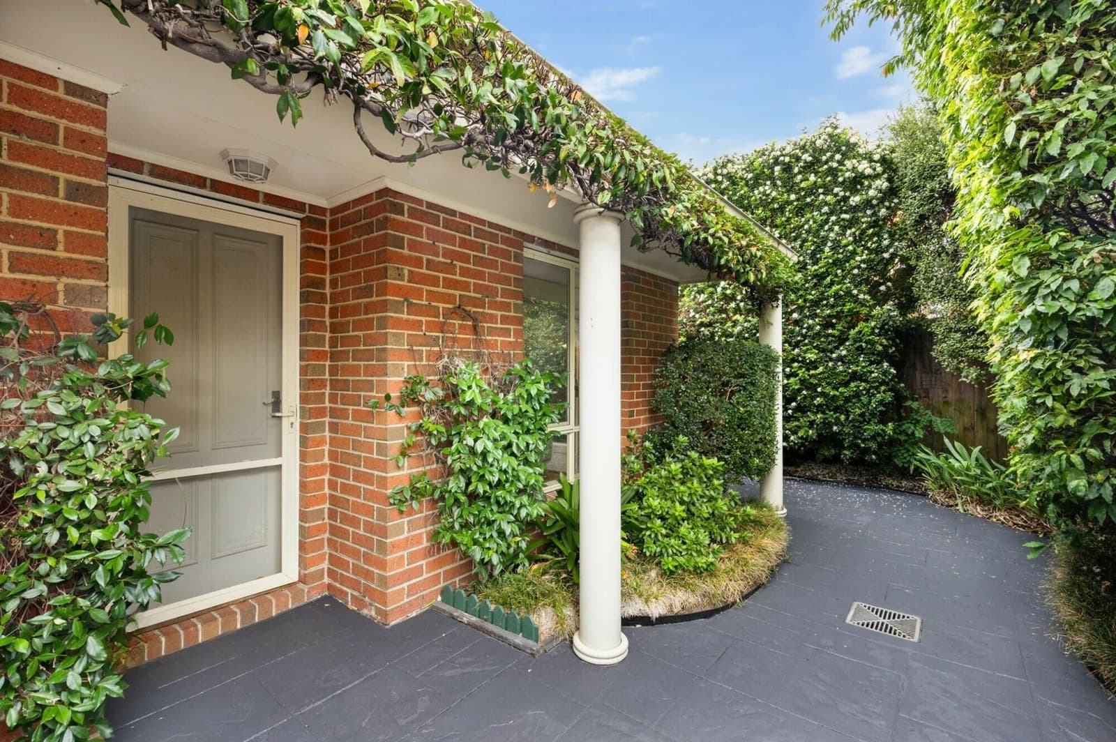 3/8 Oakleigh Road,Carnegie, Carnegie - Image 1