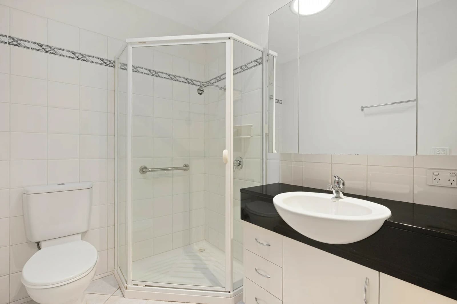 3/8 Oakleigh Road,Carnegie, Carnegie - Thumbnail 8