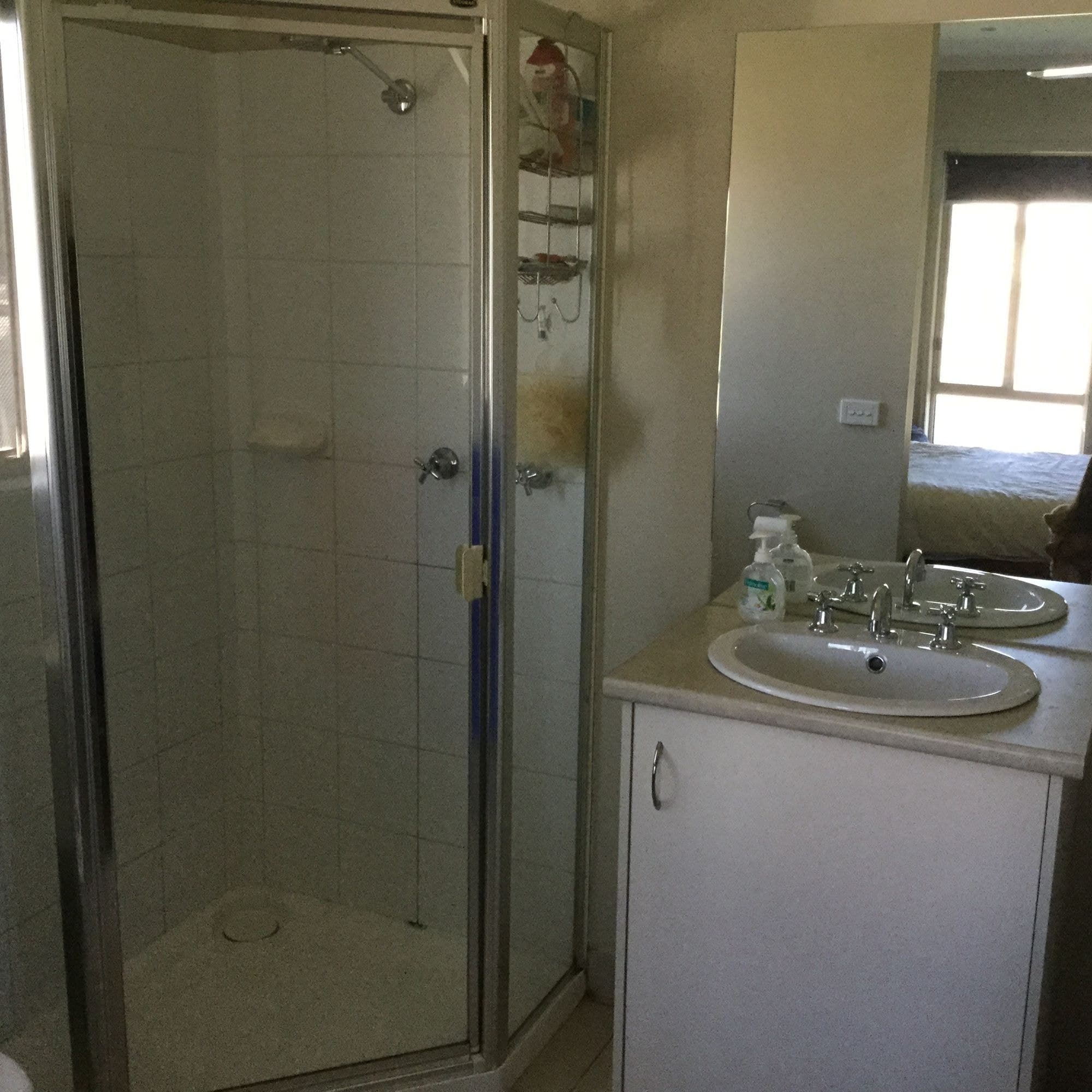 16 Perry Drive, Horsham VIC 3400, Horsham - Thumbnail 4