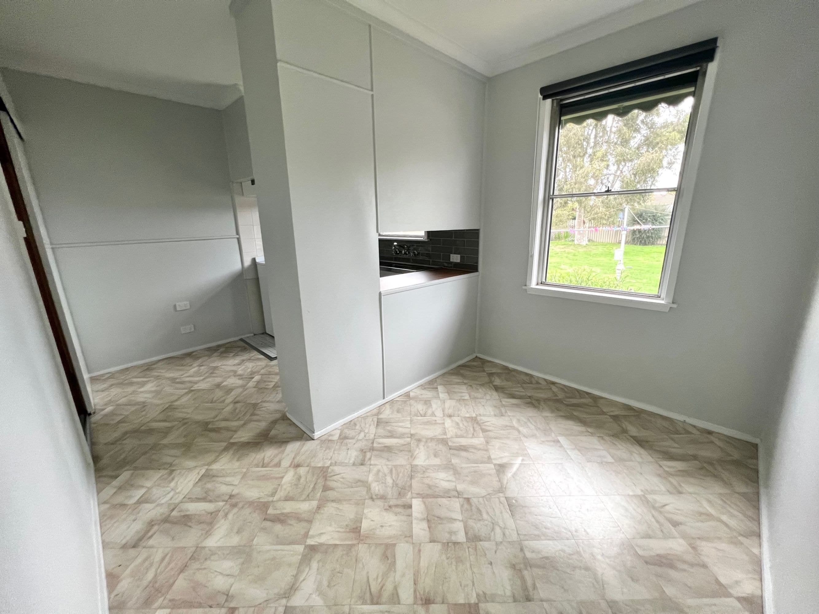 24 Winifred Street, Horsham VIC 3400, Horsham - Thumbnail 3