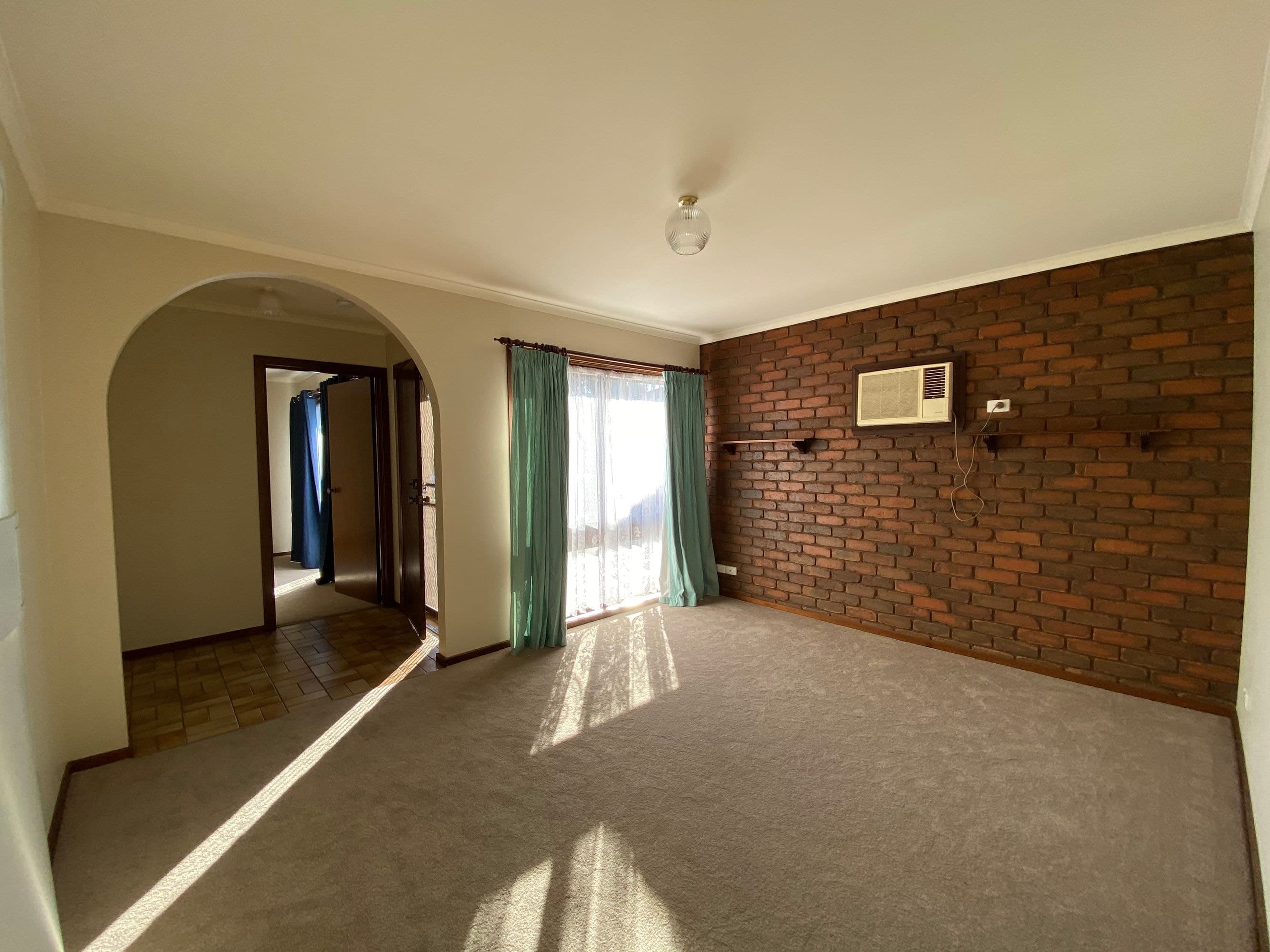 2/17 Wilson Street, Horsham VIC 3400, Horsham - Thumbnail 2