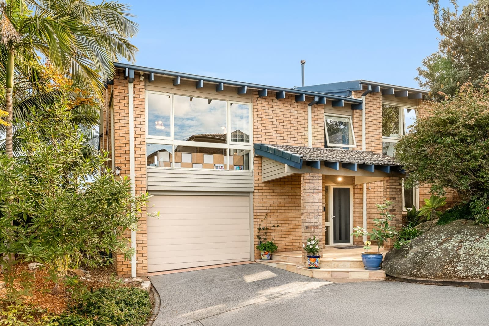 61 Warilda Avenue, ENGADINE, Engadine - Image 1