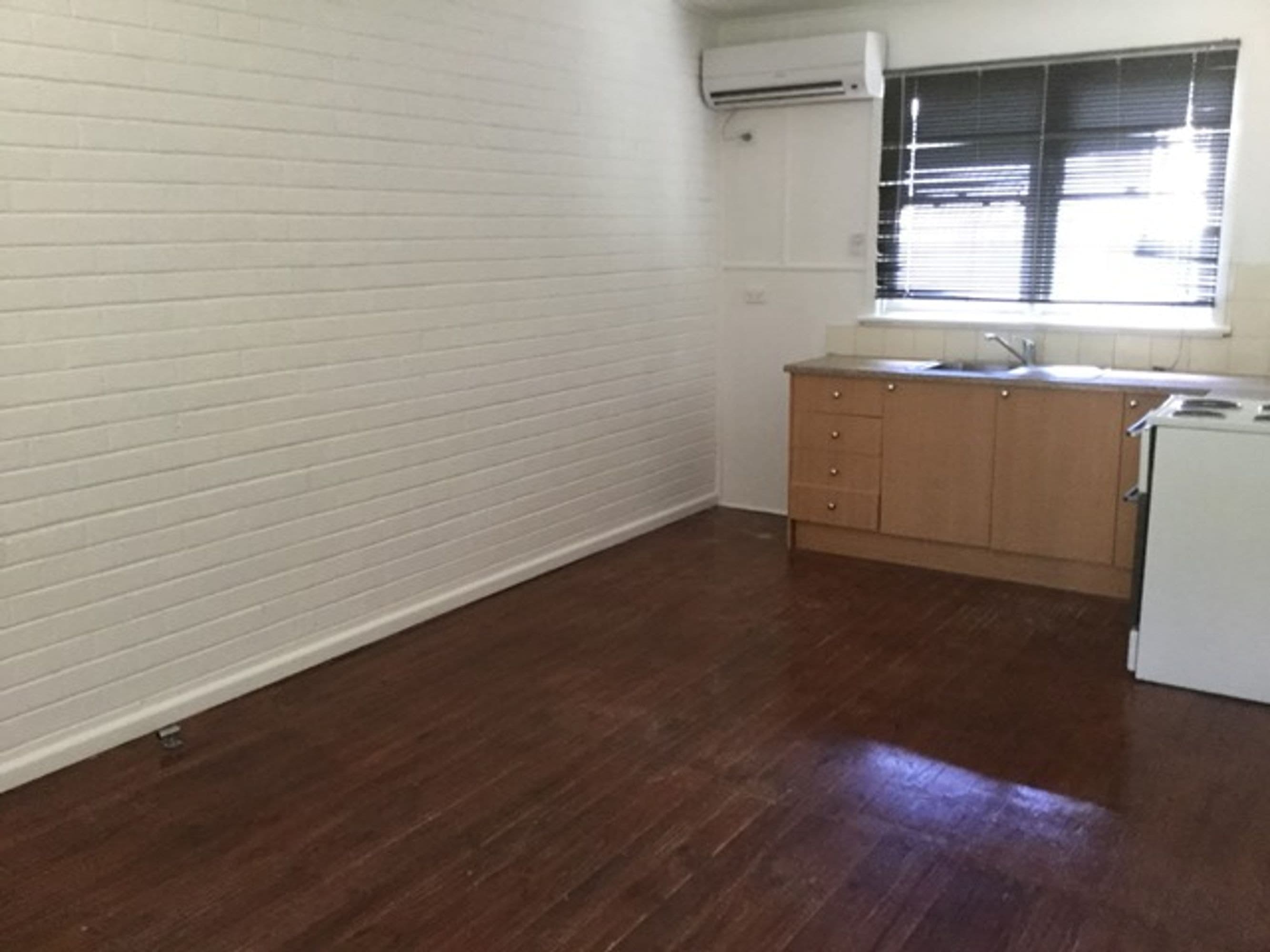 1/15 Bleakley Street, Horsham, VIC 3400, Horsham - Thumbnail 2