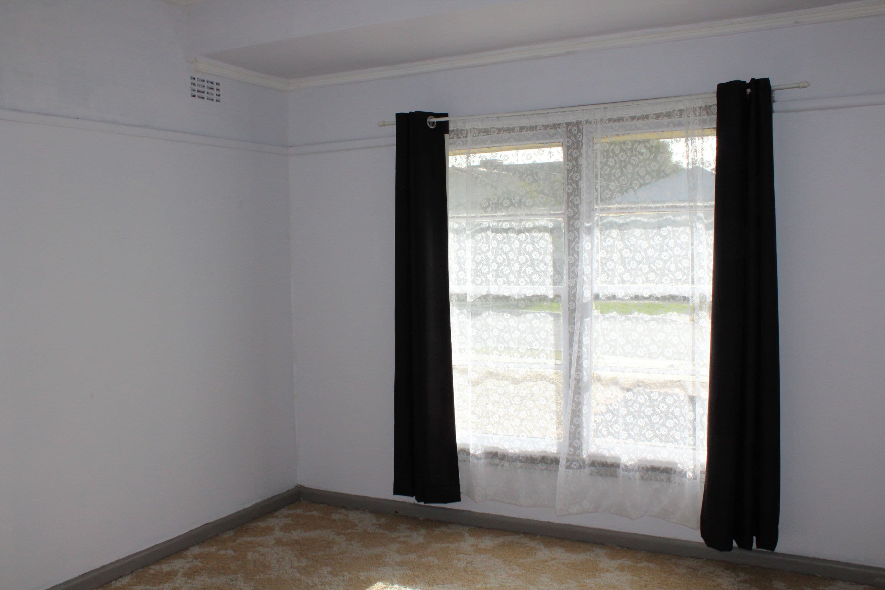 9 Philip Street, Horsham VIC 3400, Horsham - Thumbnail 5