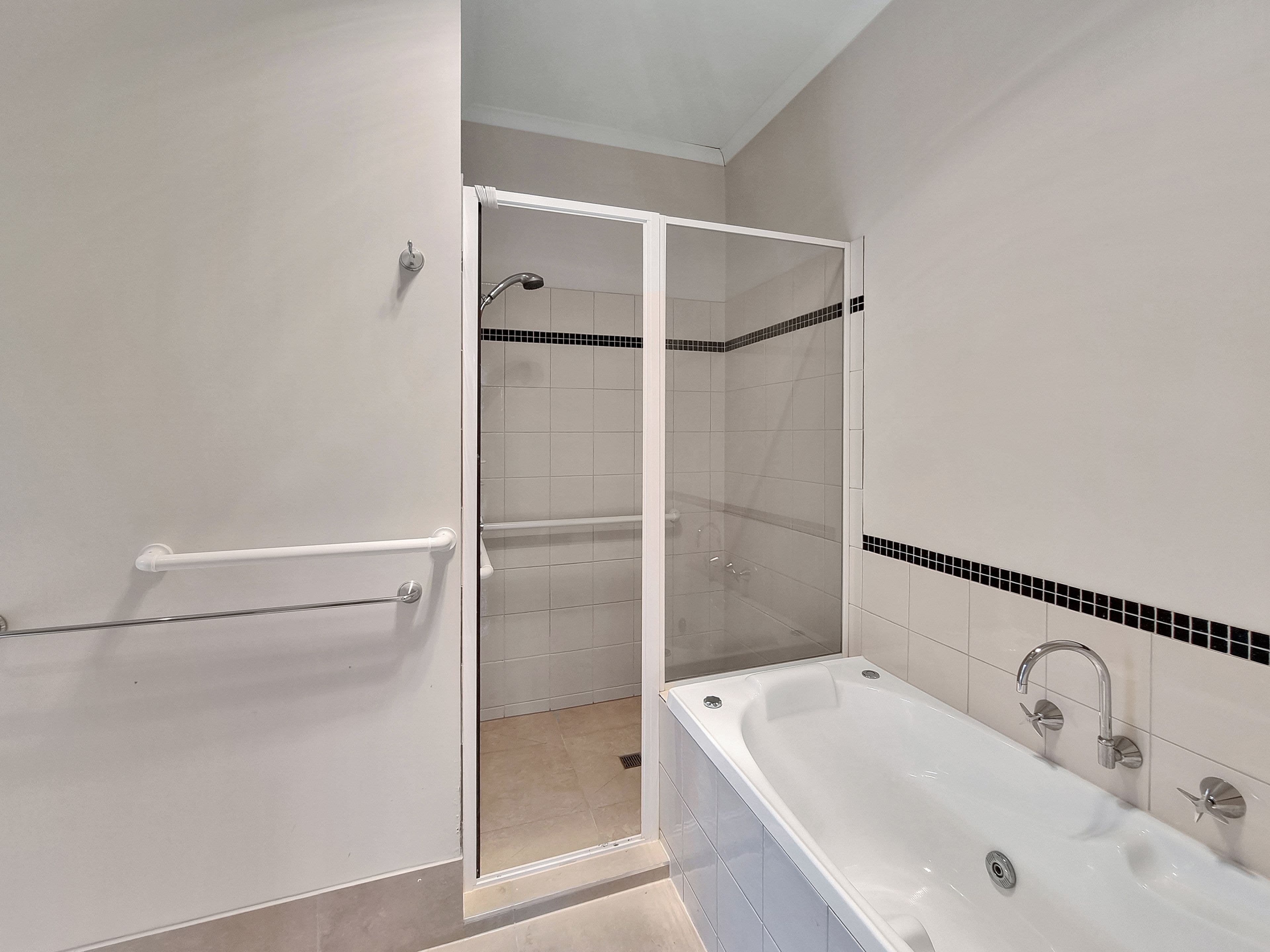 1B Murray Street, Highton VIC 3216, Highton - Thumbnail 8