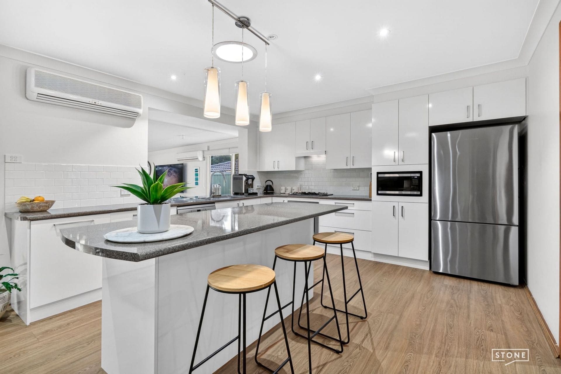 15 Medwin Place, Quakers Hill, Quakers Hill - Thumbnail 3
